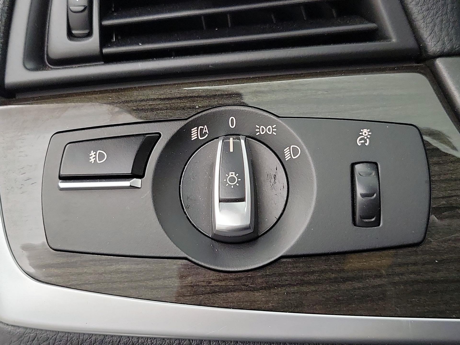 Thumbnail: 2015 BMW 5 Series - 13