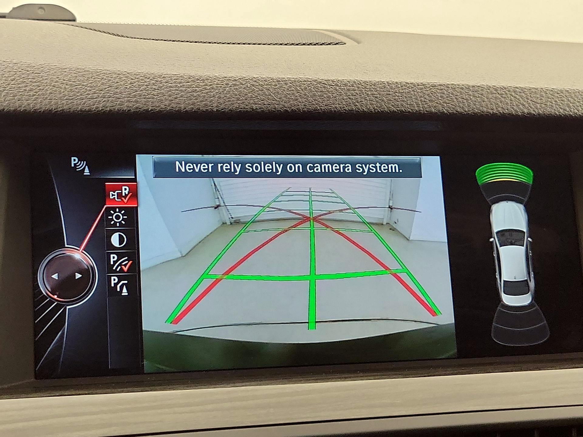 Thumbnail: 2015 BMW 5 Series - 15