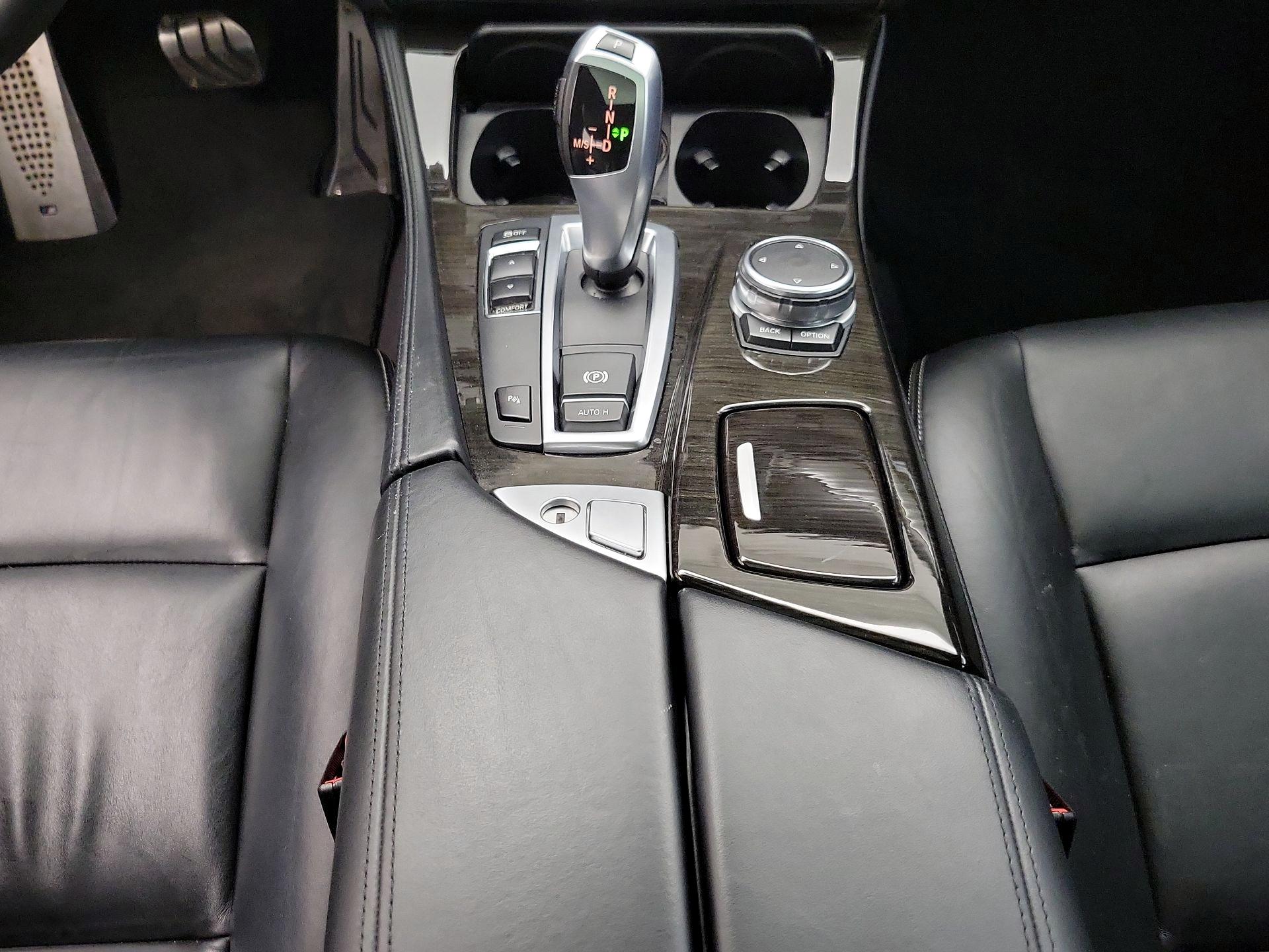 Thumbnail: 2015 BMW 5 Series - 18