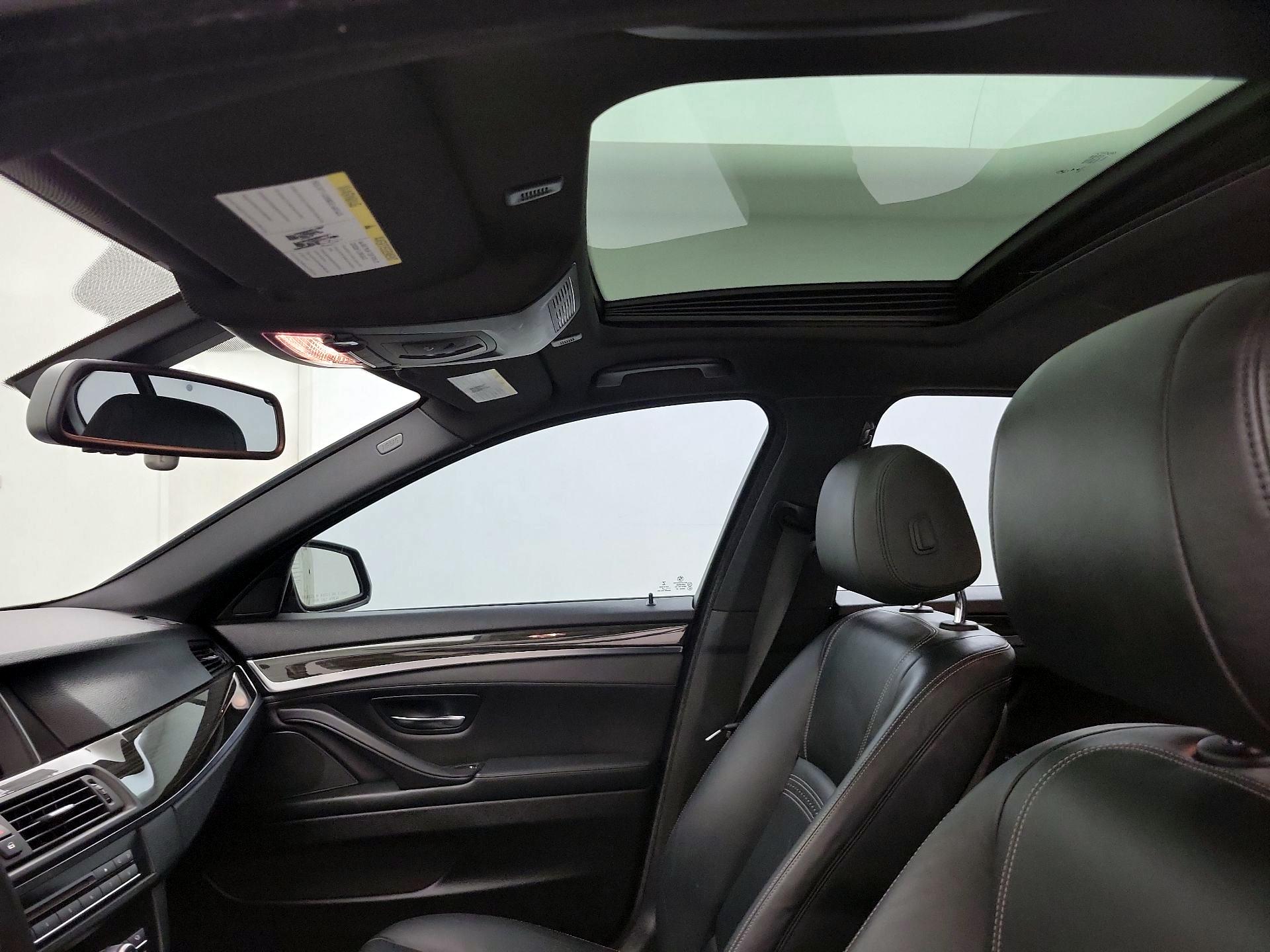 Thumbnail: 2015 BMW 5 Series - 20