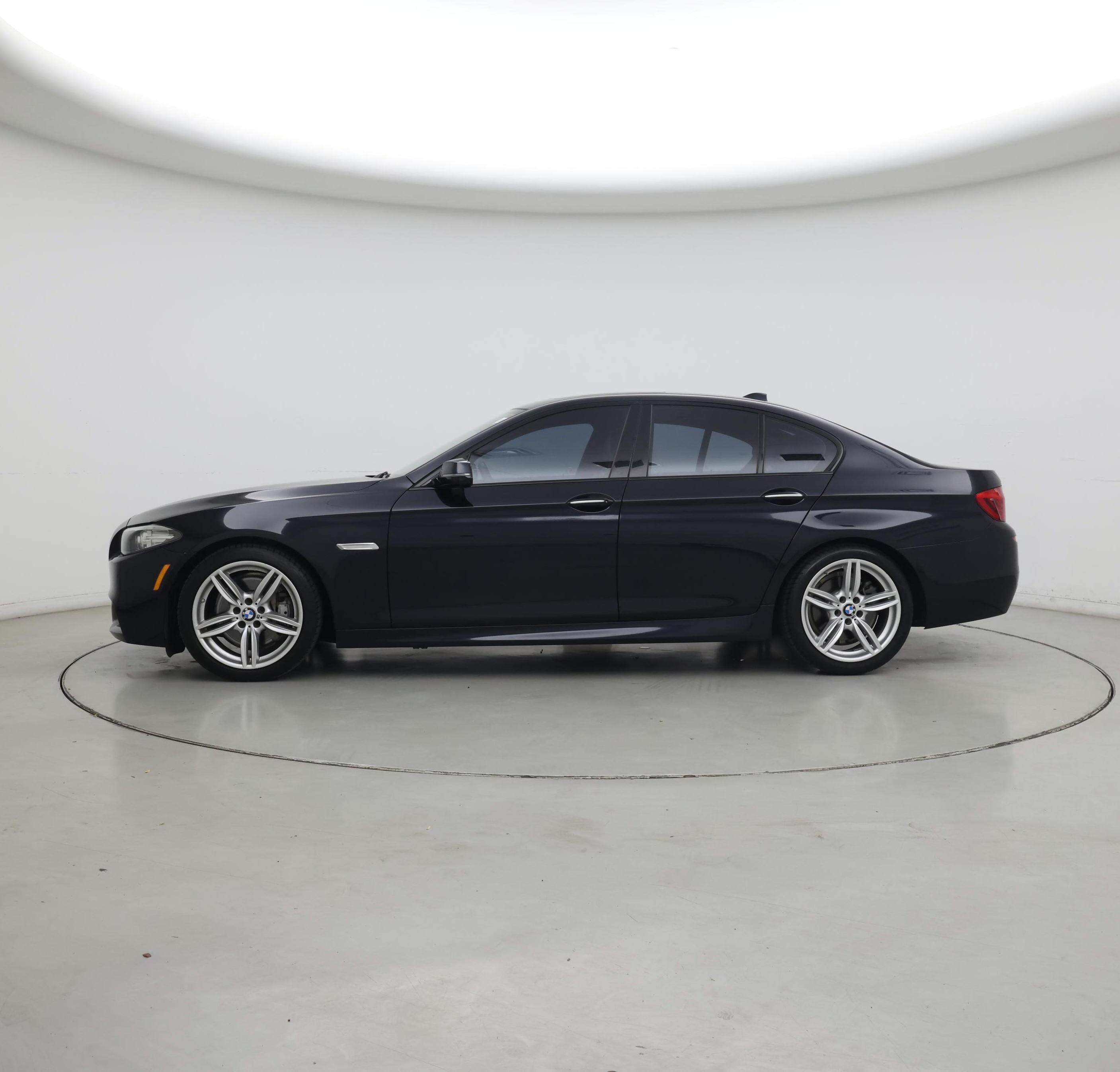 Thumbnail: 2015 BMW 5 Series - 3