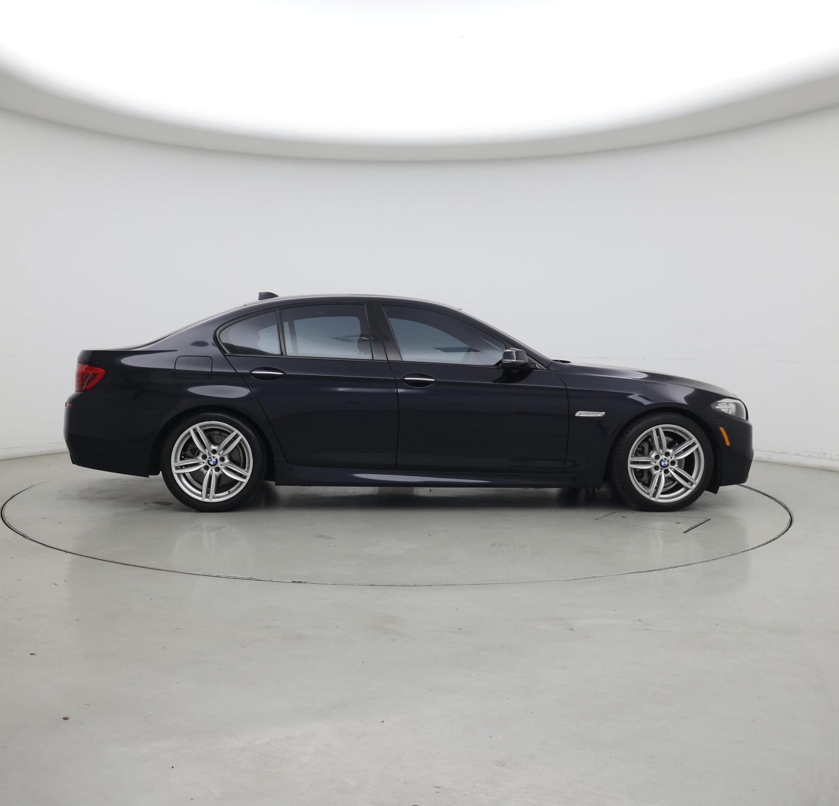 Thumbnail: 2015 BMW 5 Series - 7