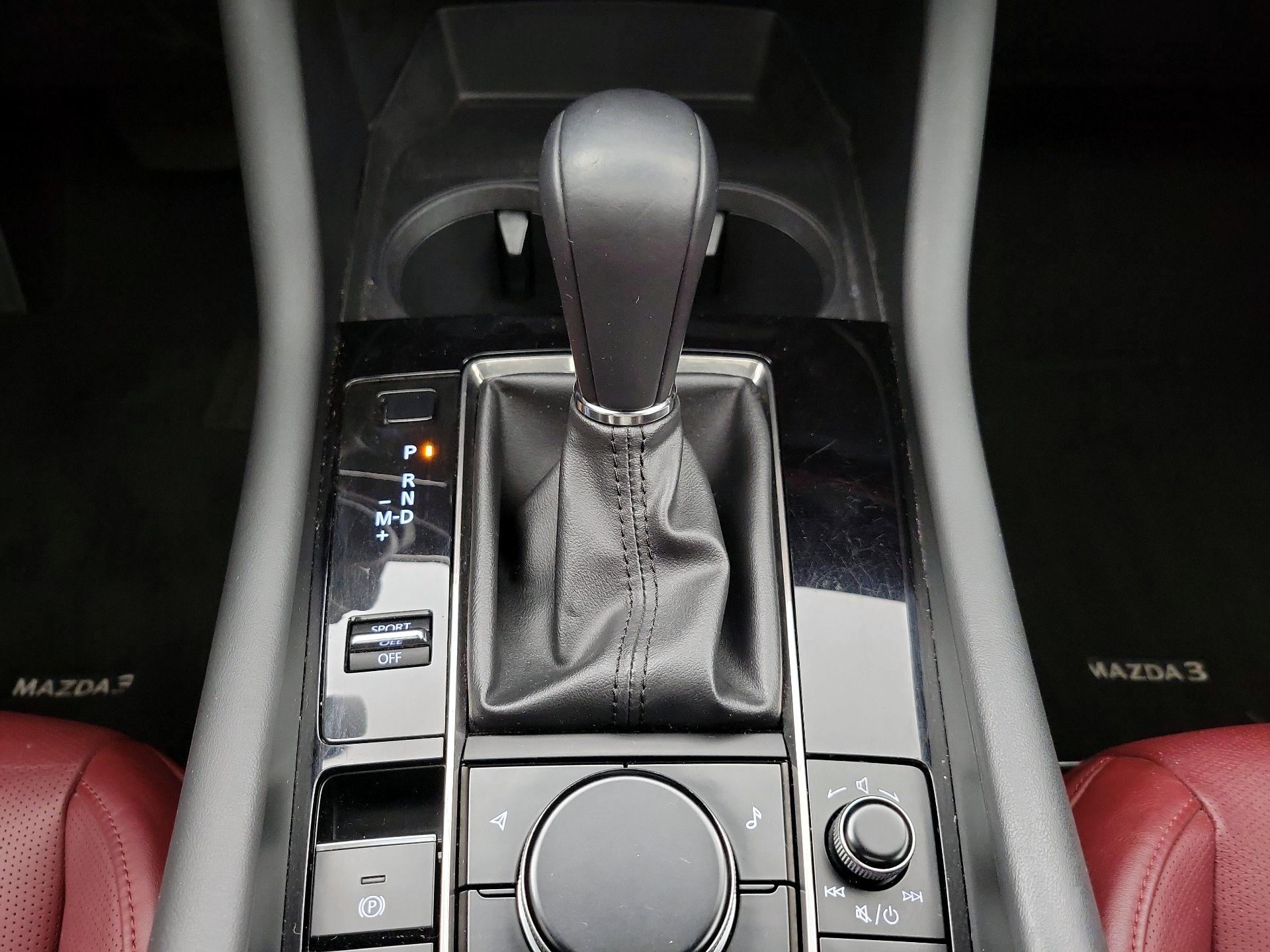 Thumbnail: 2020 Mazda Mazda3 - 17