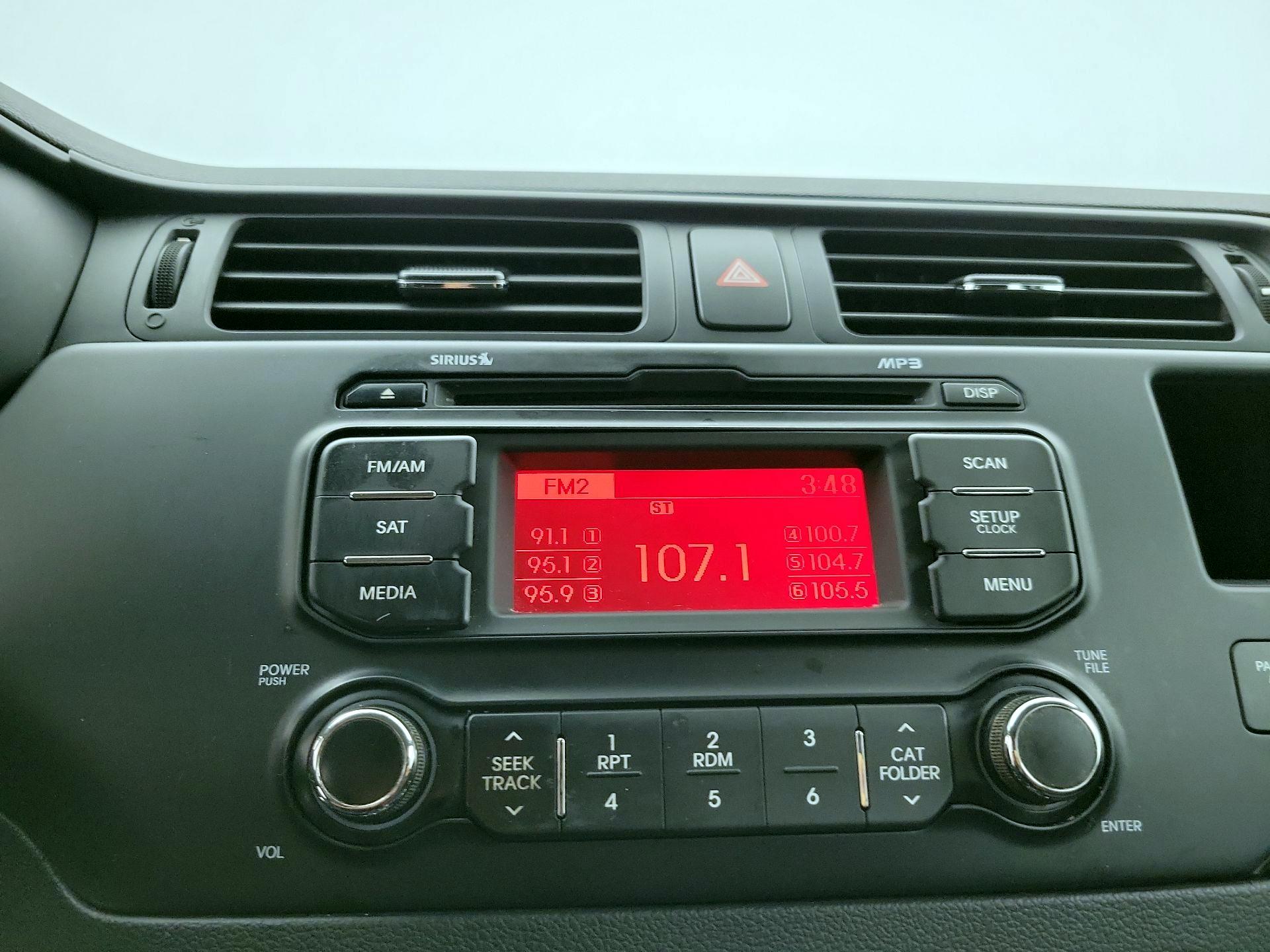 Thumbnail: 2015 Kia Rio - 14