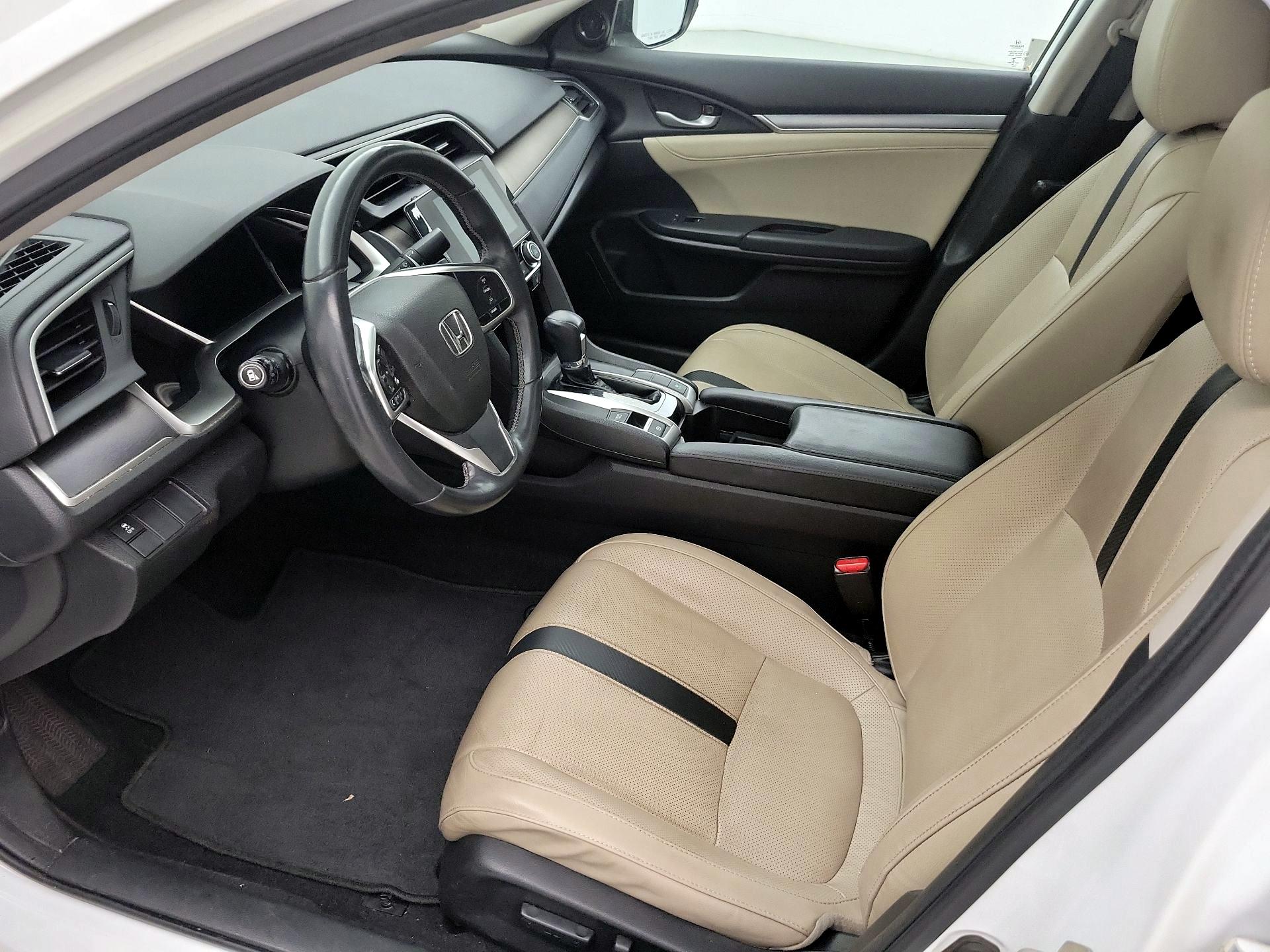 Thumbnail: 2016 Honda Civic - 11