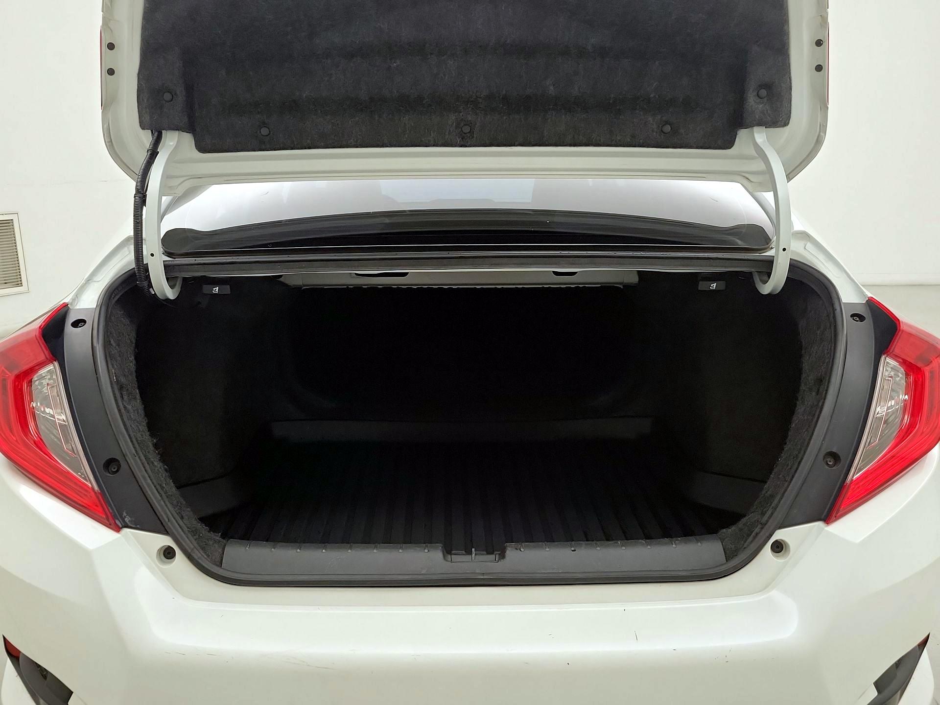 Thumbnail: 2016 Honda Civic - 20