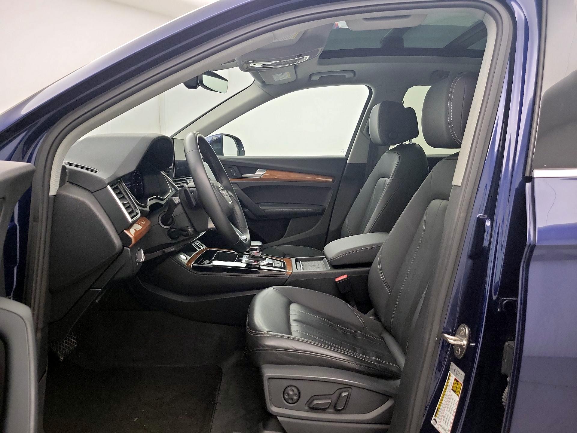 Thumbnail: 2021 Audi Q5 - 11