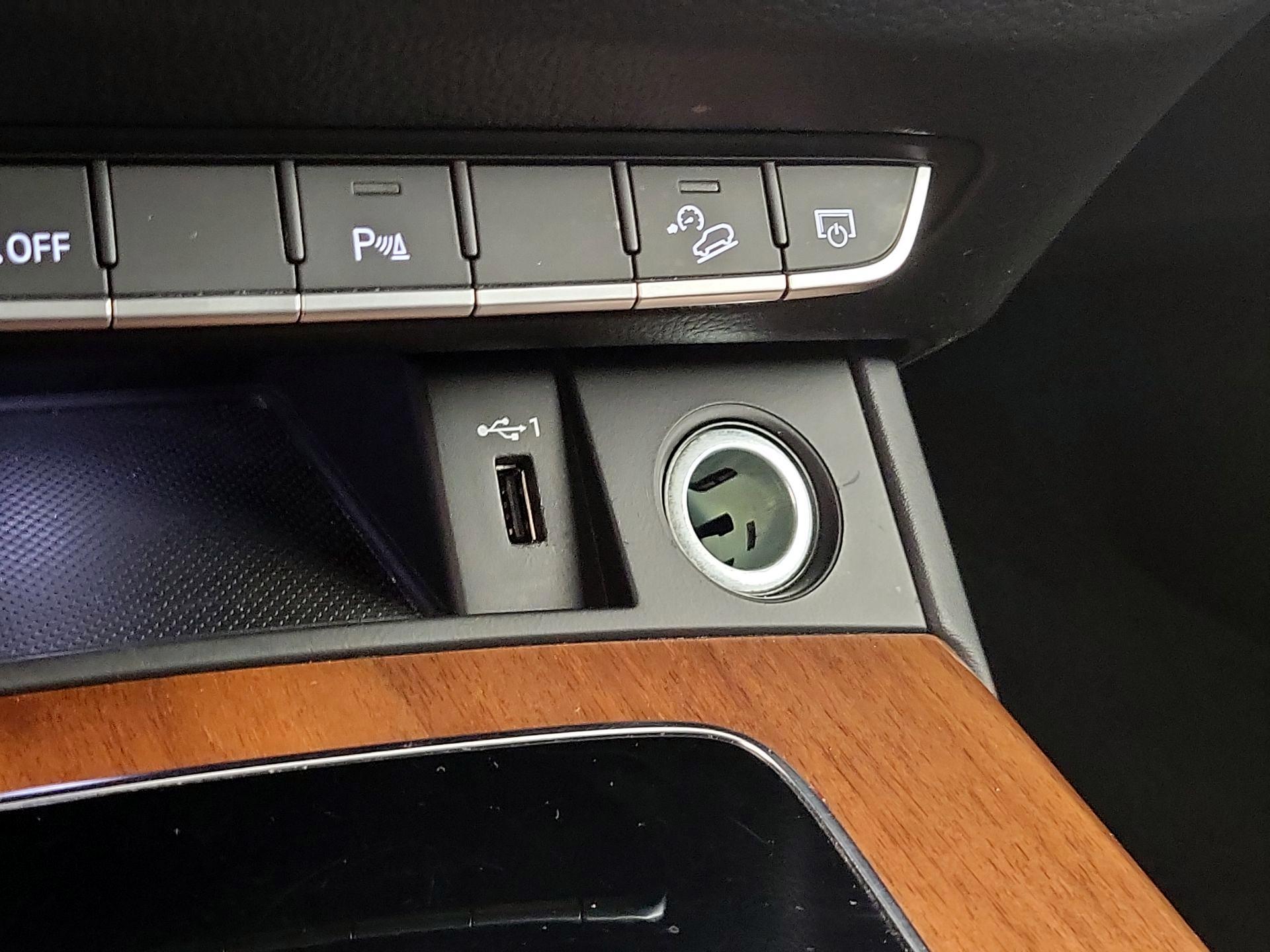 Thumbnail: 2021 Audi Q5 - 18