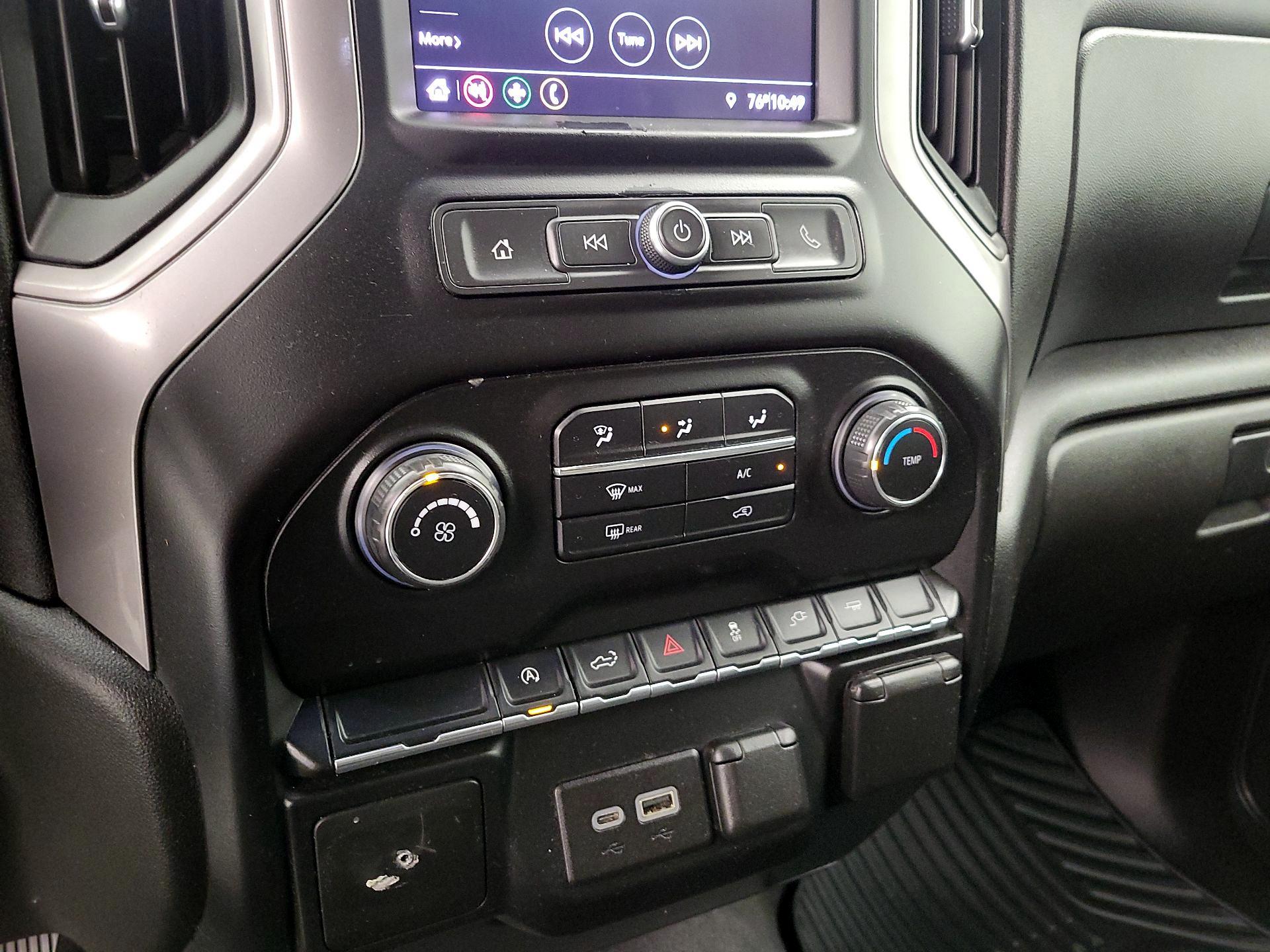 Thumbnail: 2021 Chevrolet Silverado 1500 - 16