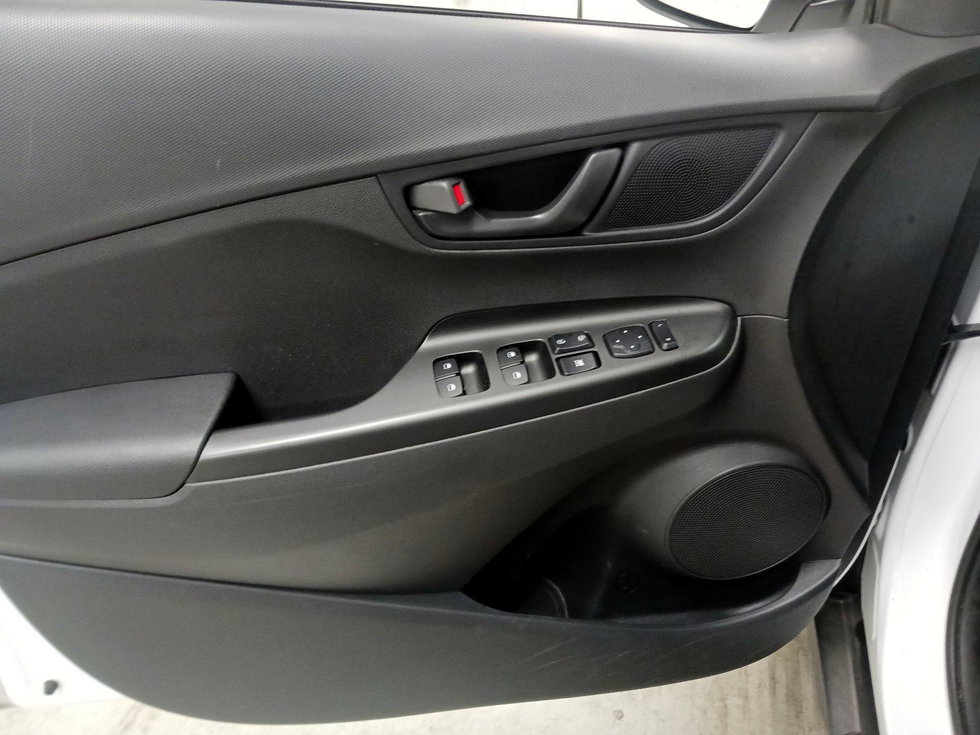 Thumbnail: 2022 Hyundai Kona - 12