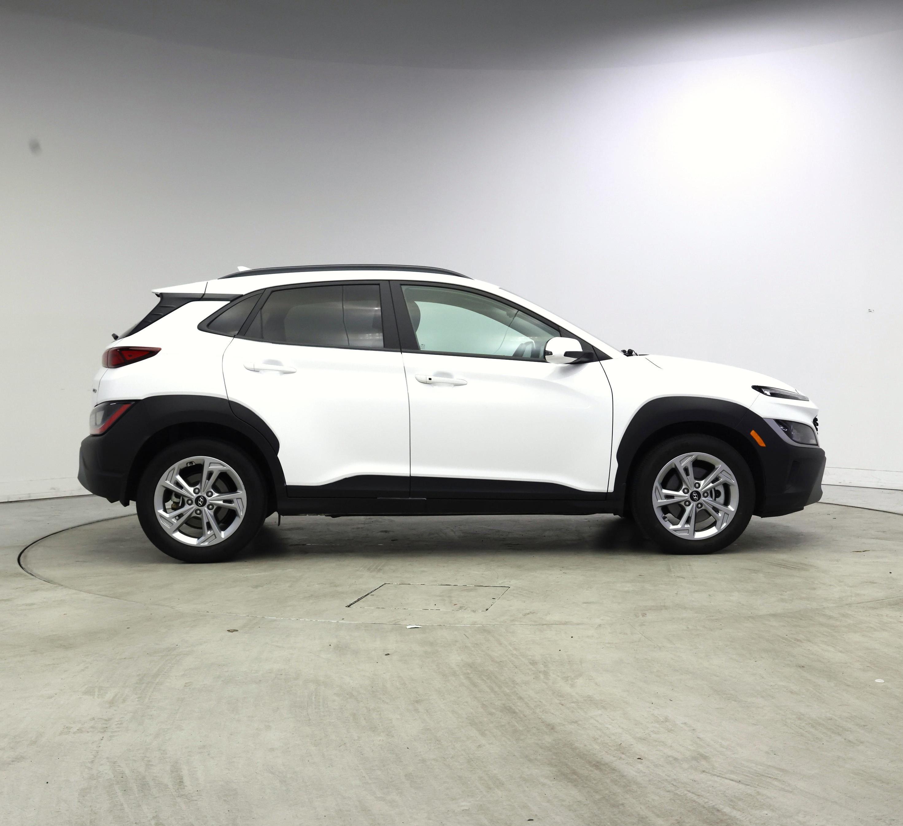 Thumbnail: 2022 Hyundai Kona - 7