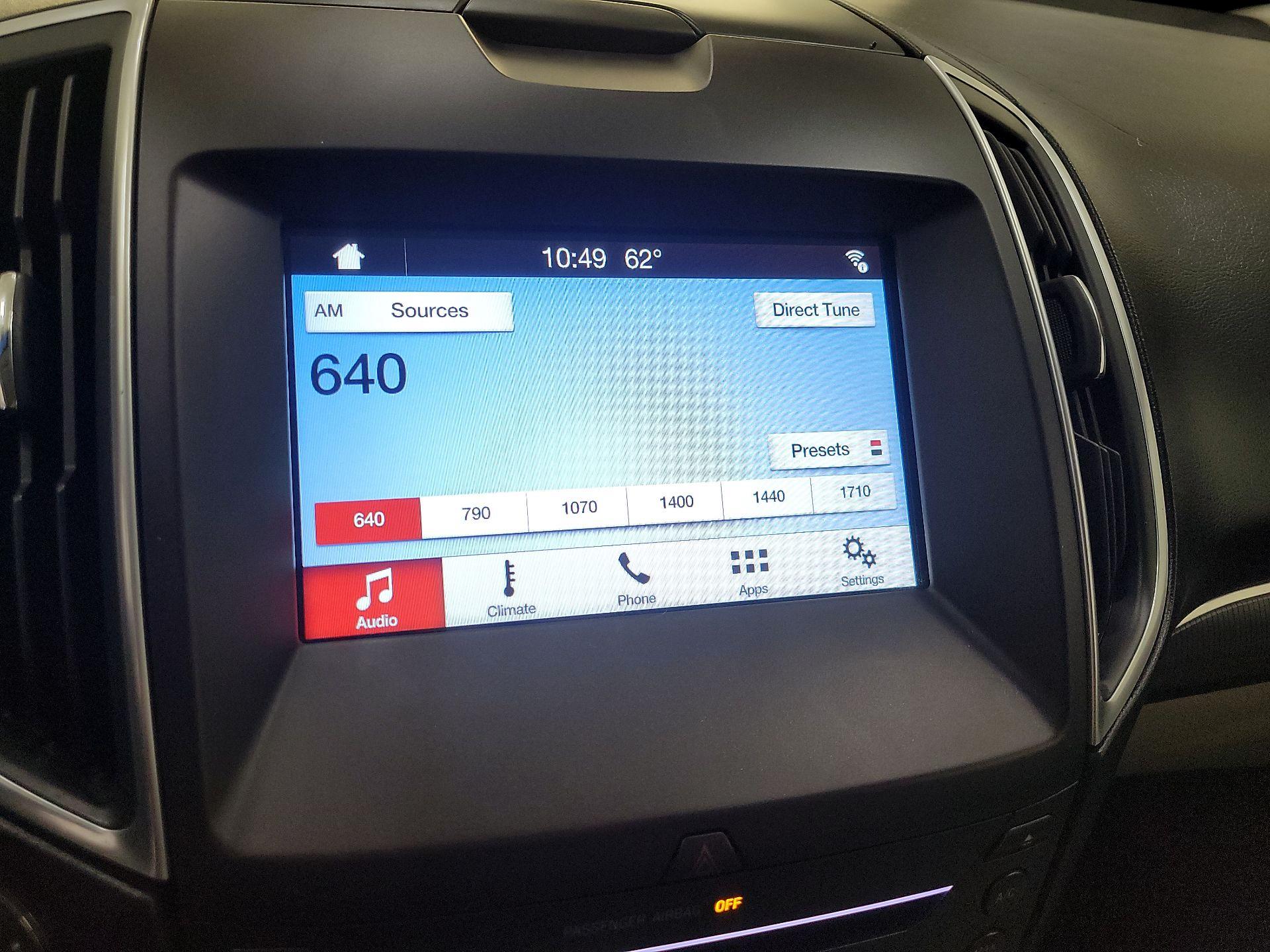 Thumbnail: 2016 Ford Edge - 15