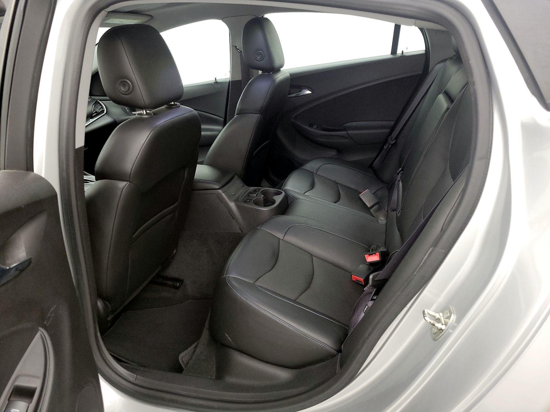 Thumbnail: 2016 Chevrolet Volt - 19