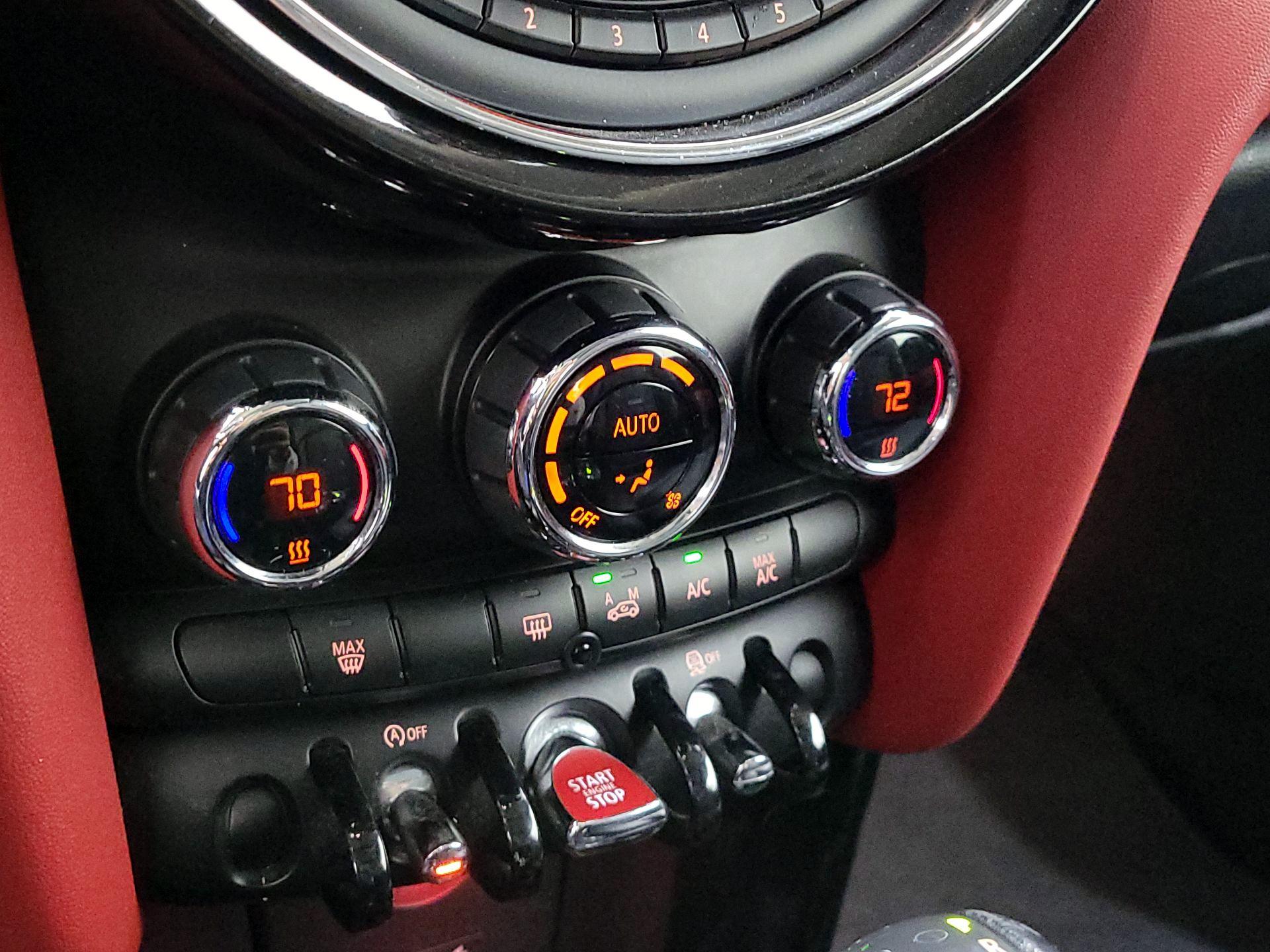 Thumbnail: 2017 MINI Cooper Hardtop - 16