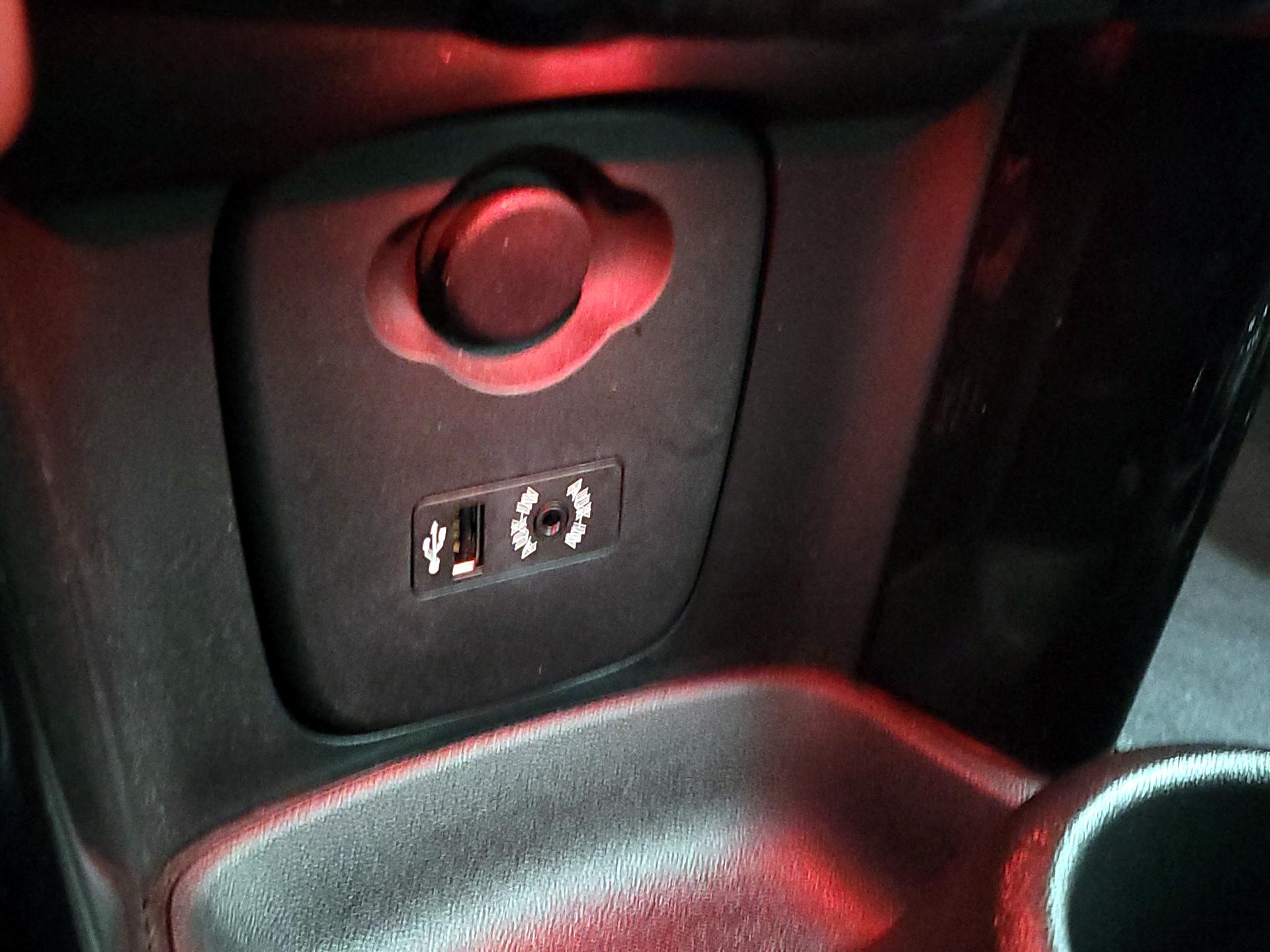 Thumbnail: 2017 MINI Cooper Hardtop - 18