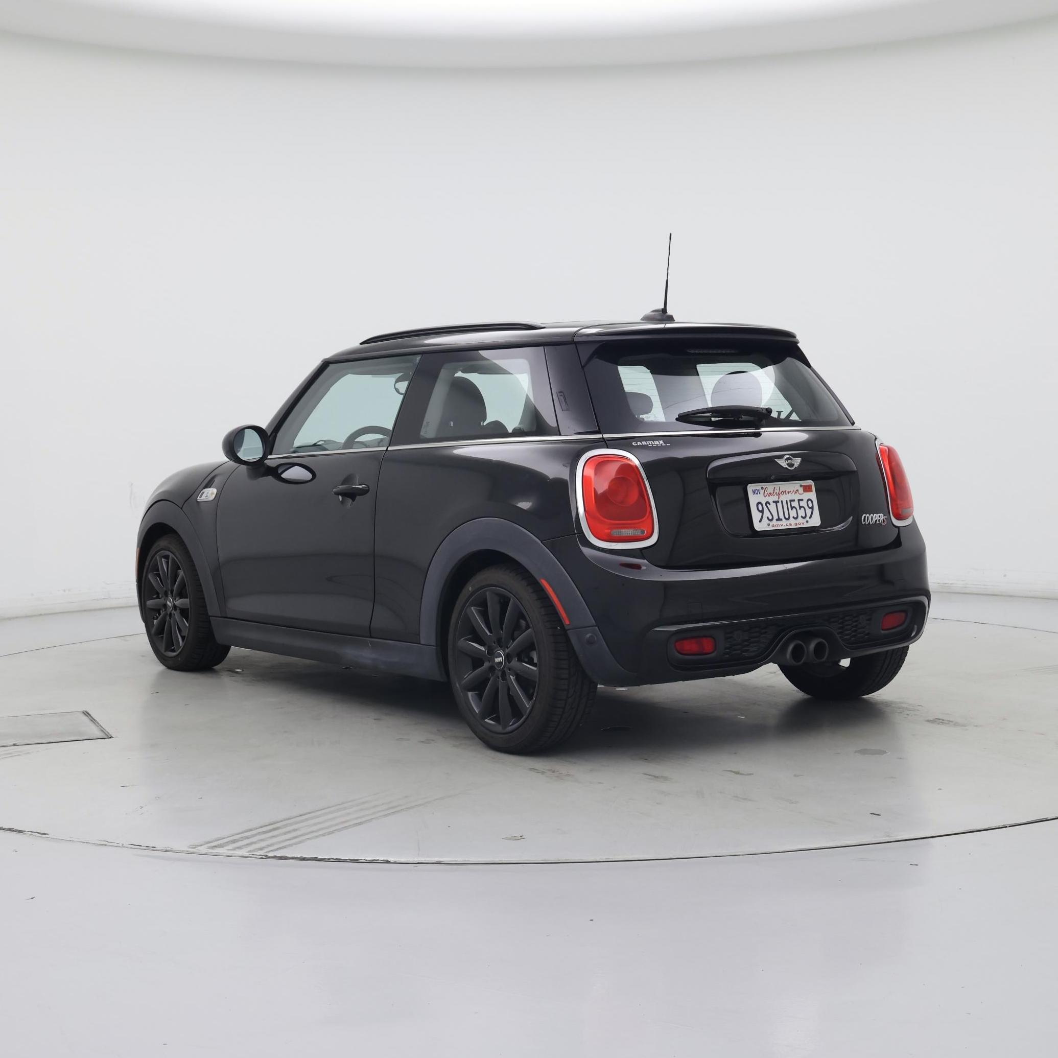 Thumbnail: 2017 MINI Cooper Hardtop - 2