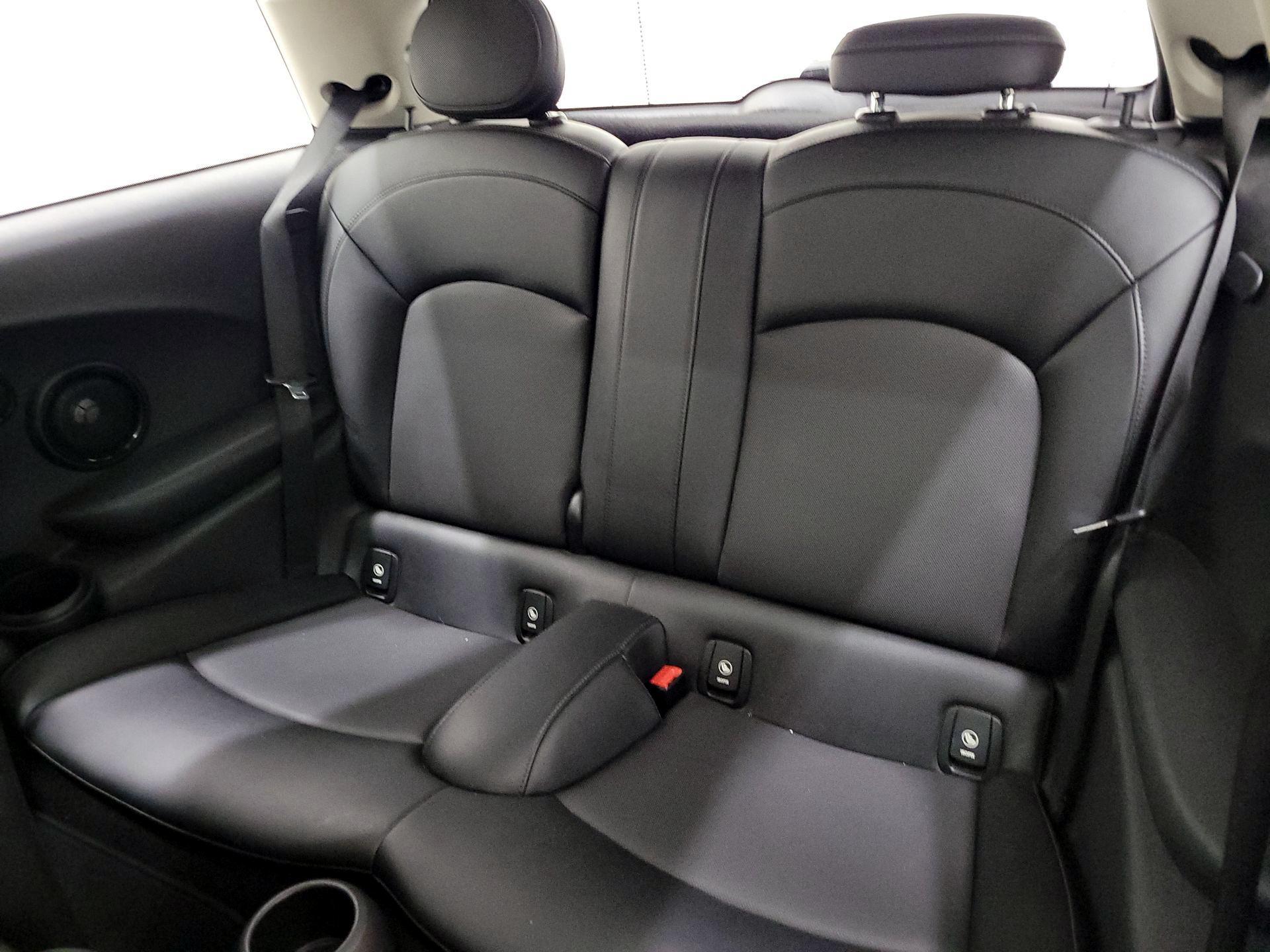 Thumbnail: 2017 MINI Cooper Hardtop - 20