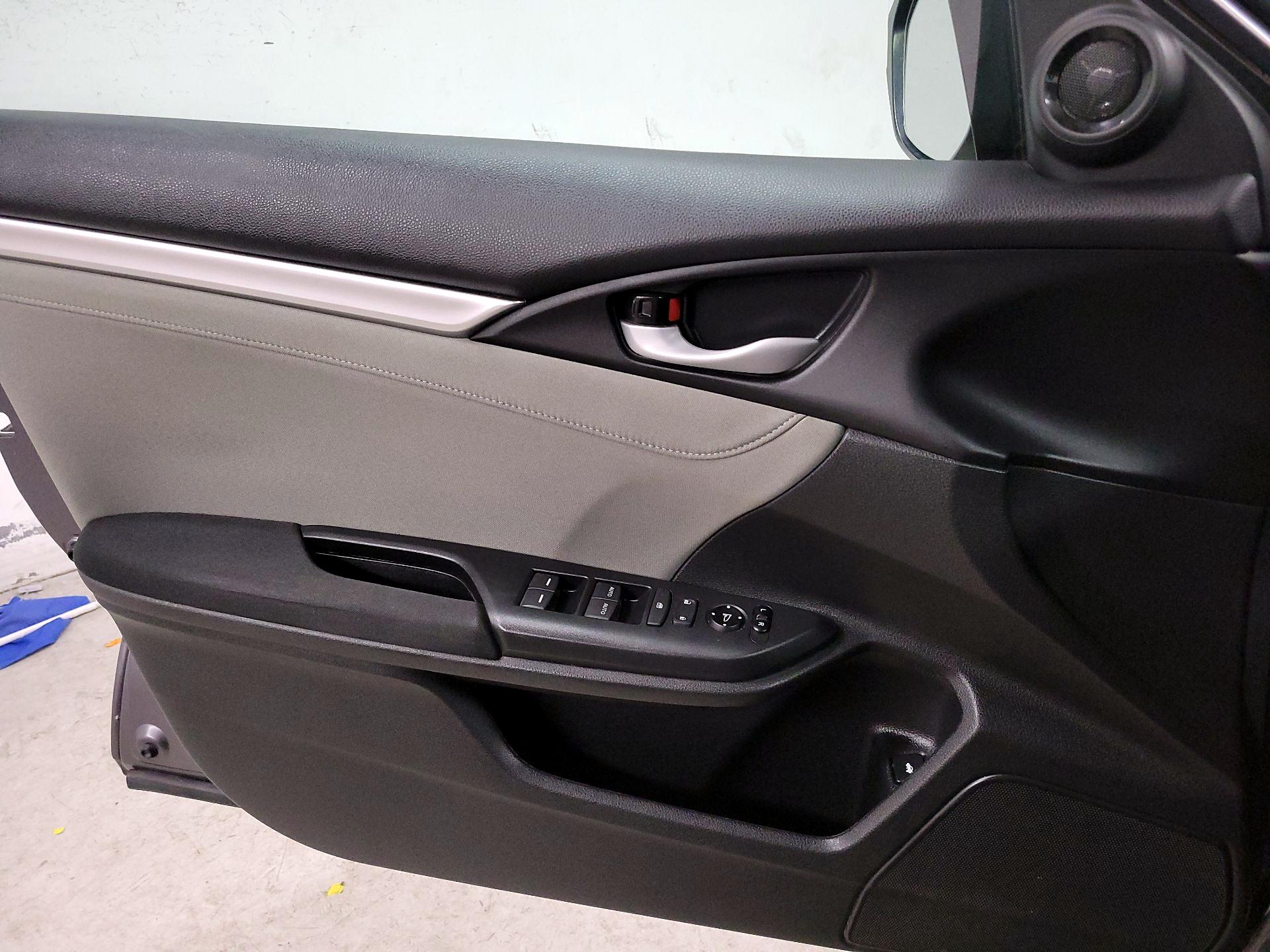 Thumbnail: 2020 Honda Civic - 12