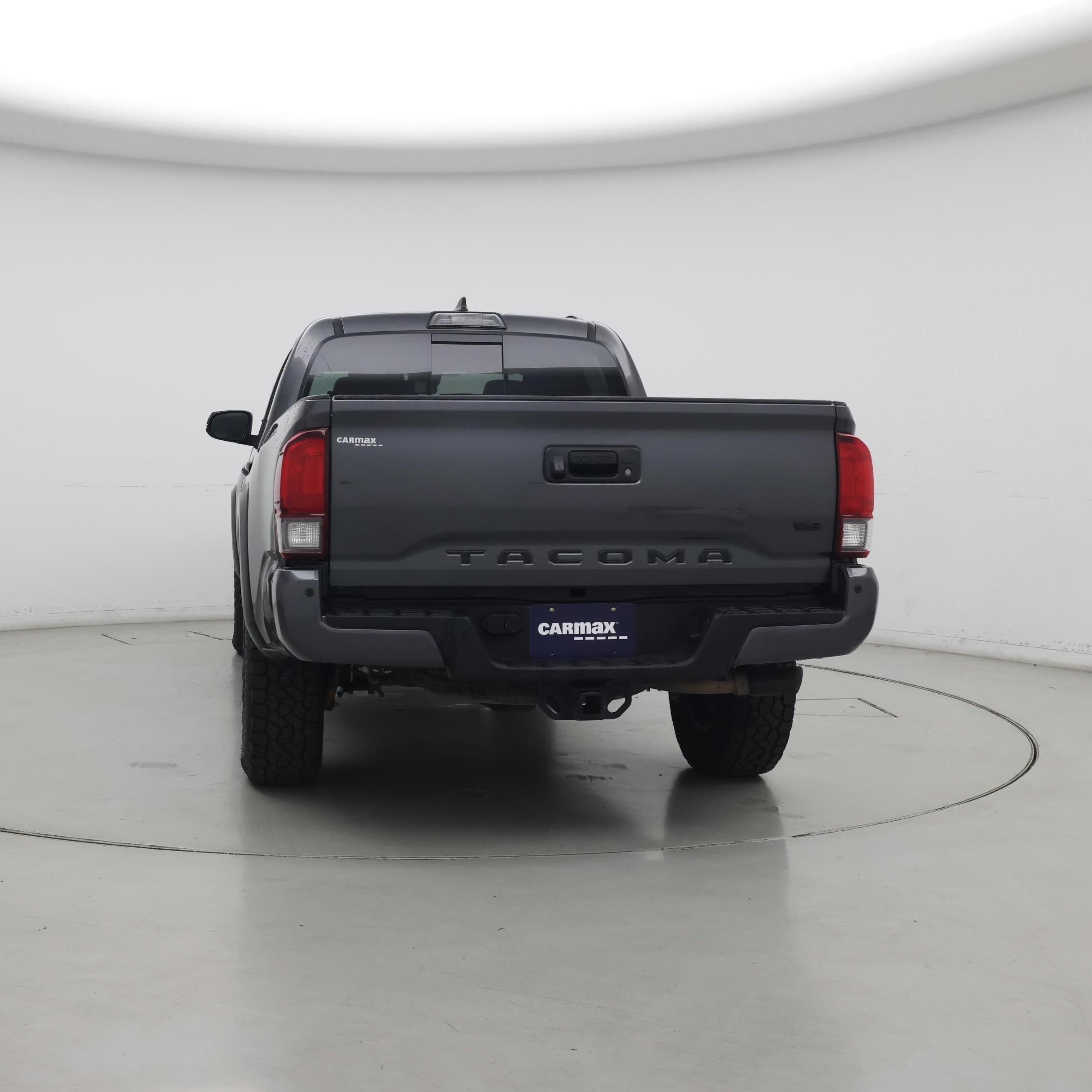 Thumbnail: 2019 Toyota Tacoma - 6