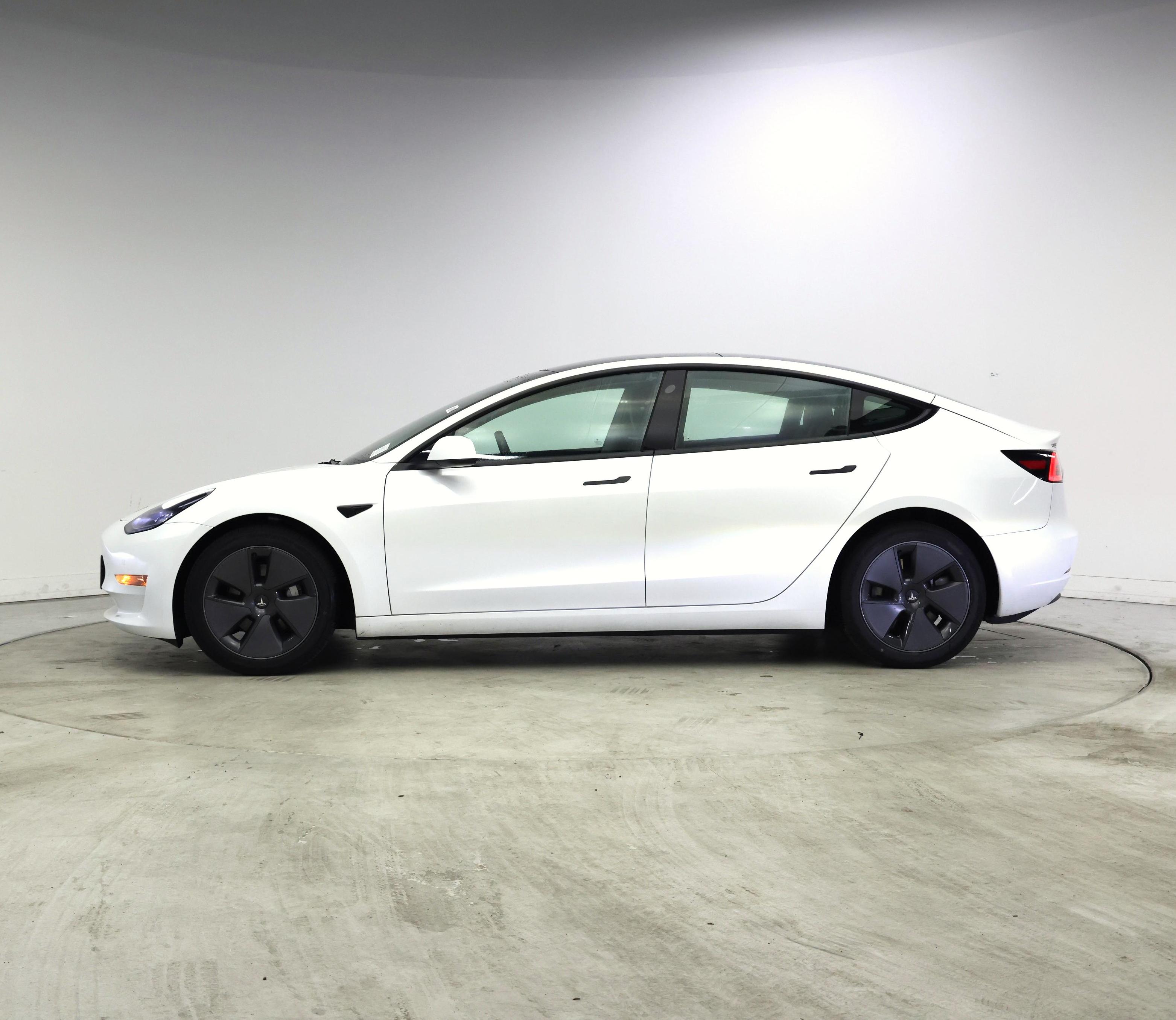 Thumbnail: 2023 Tesla Model 3 - 3