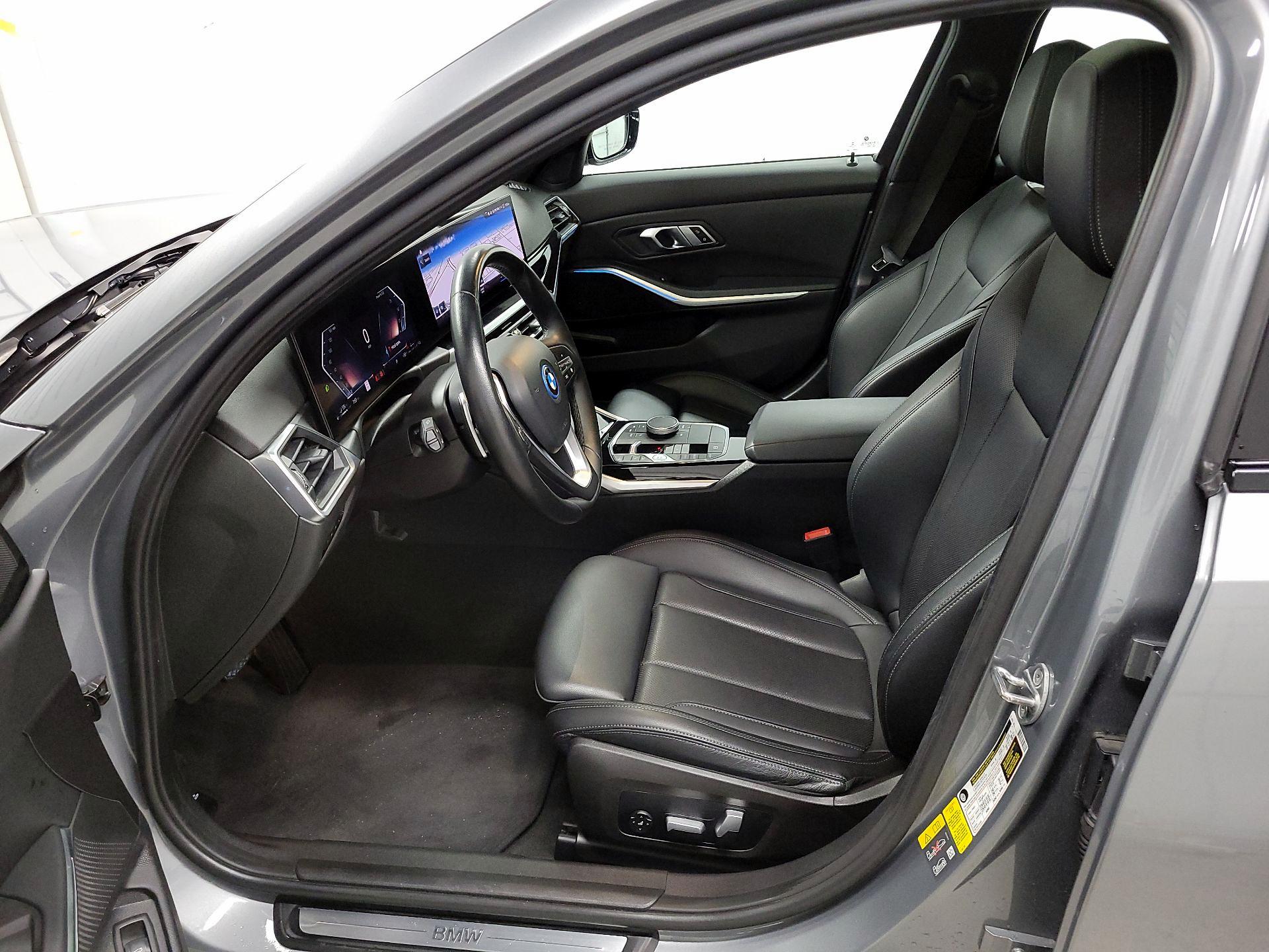 Thumbnail: 2023 BMW 3 Series - 11