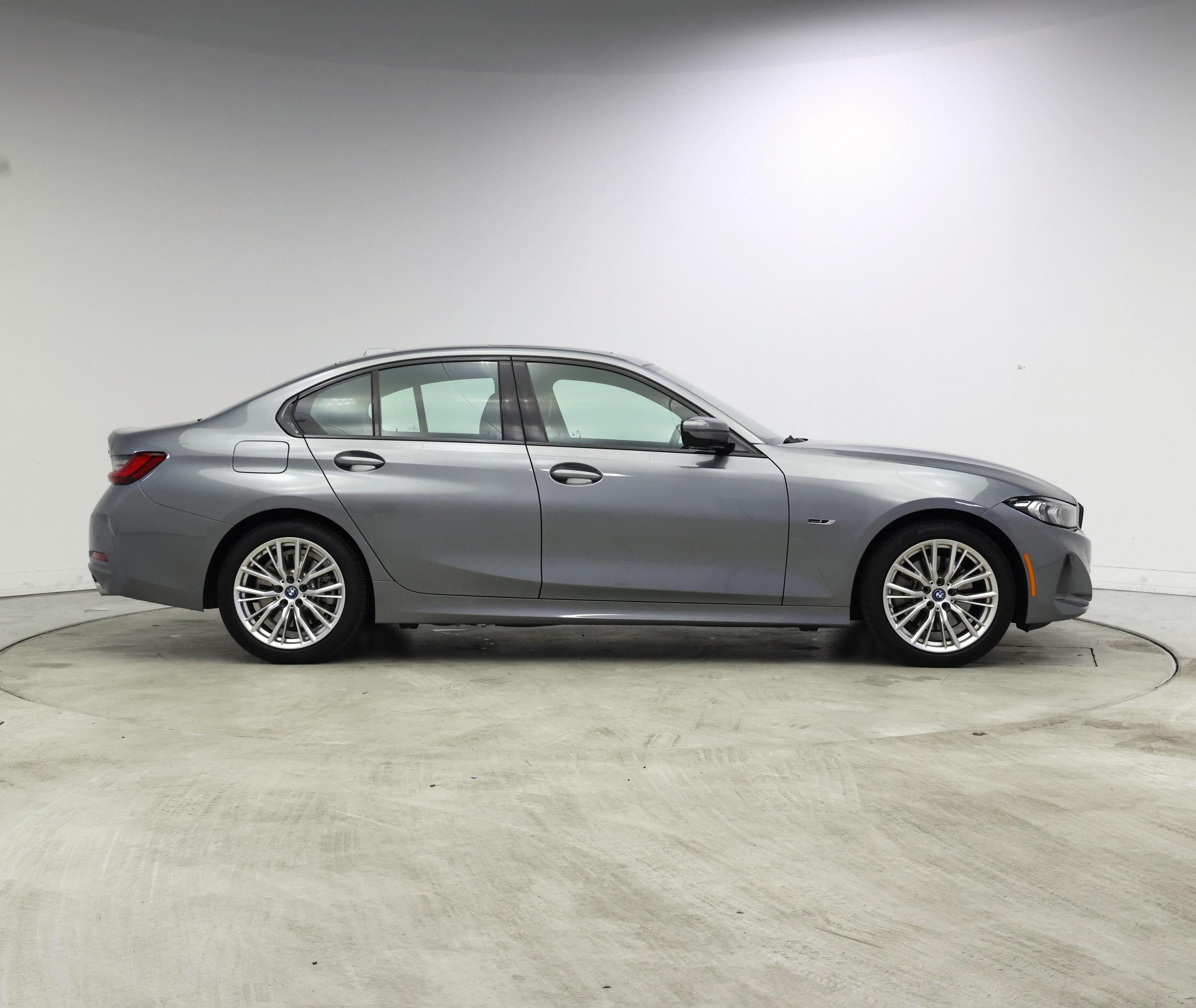 Thumbnail: 2023 BMW 3 Series - 7