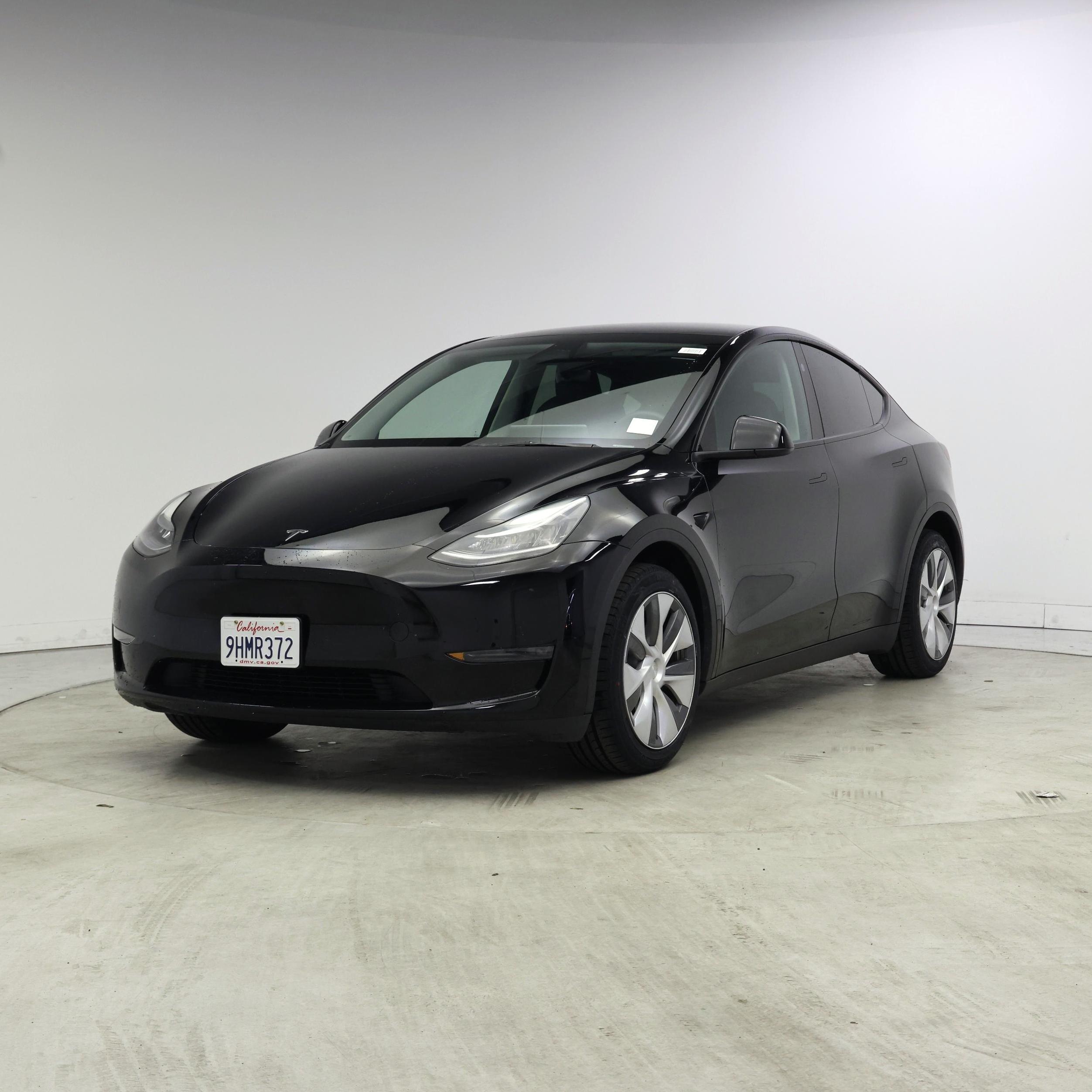 Thumbnail: 2023 Tesla Model Y - 4