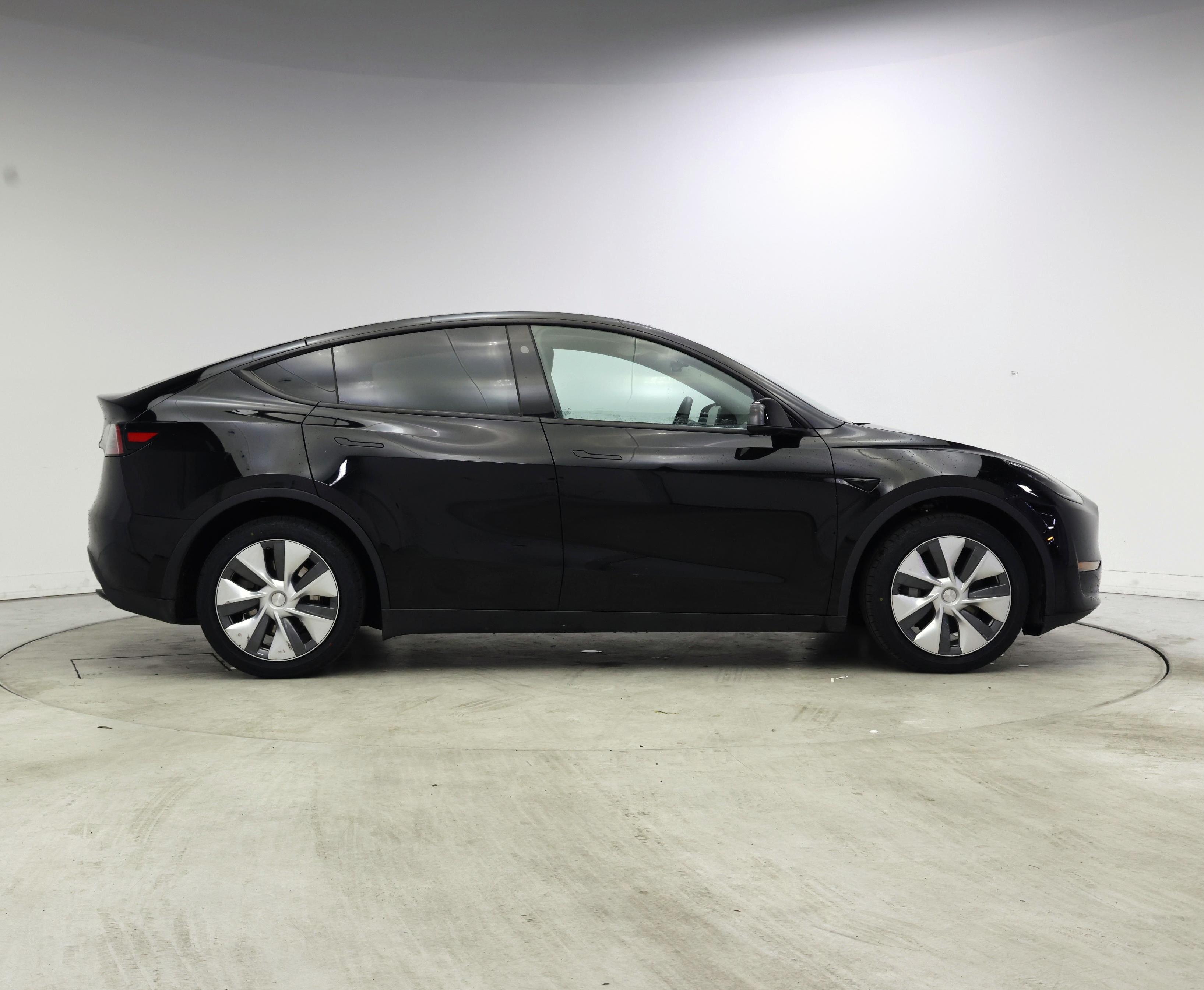 Thumbnail: 2023 Tesla Model Y - 7