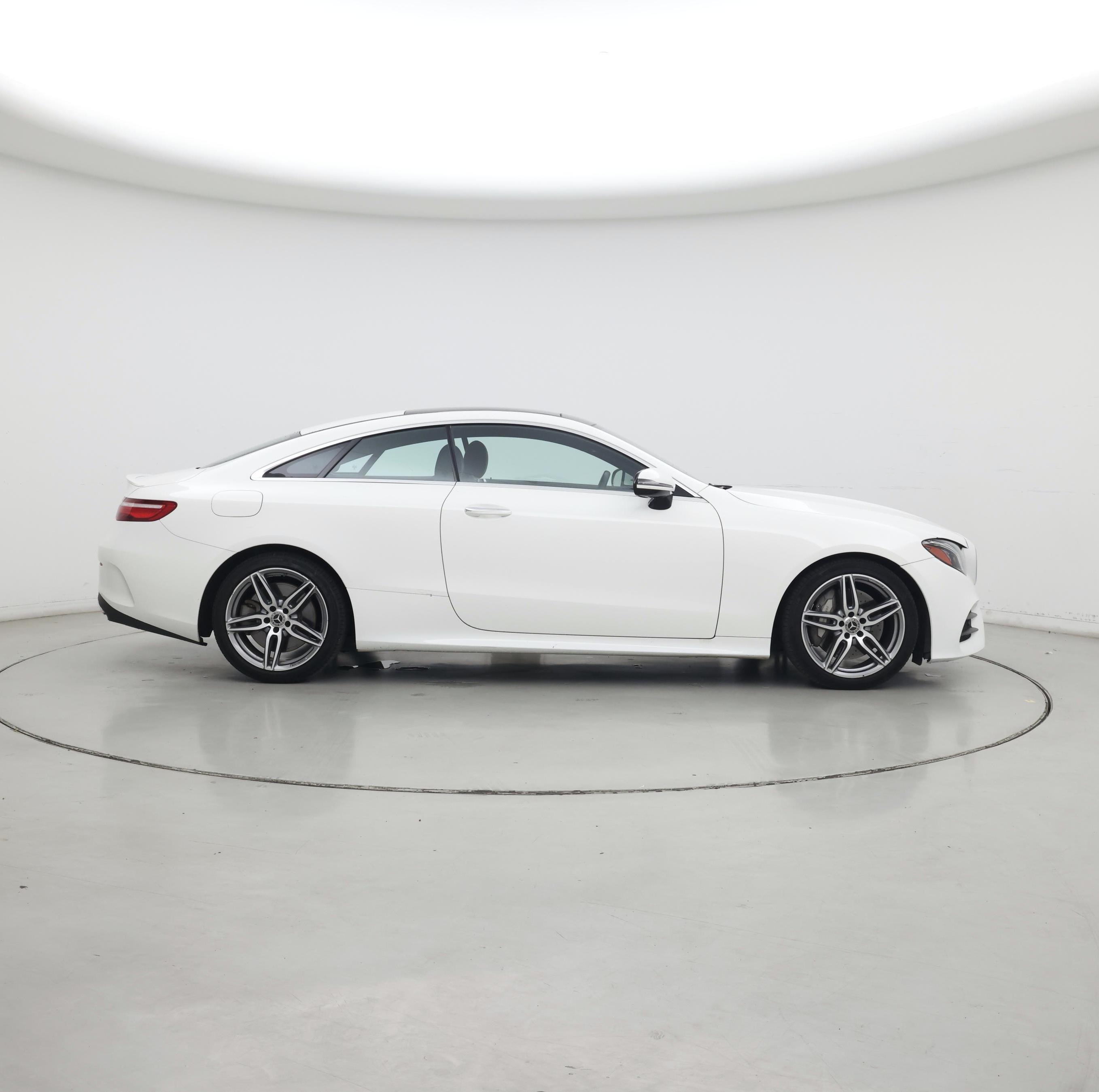 Thumbnail: 2019 Mercedes-Benz E-Class - 7