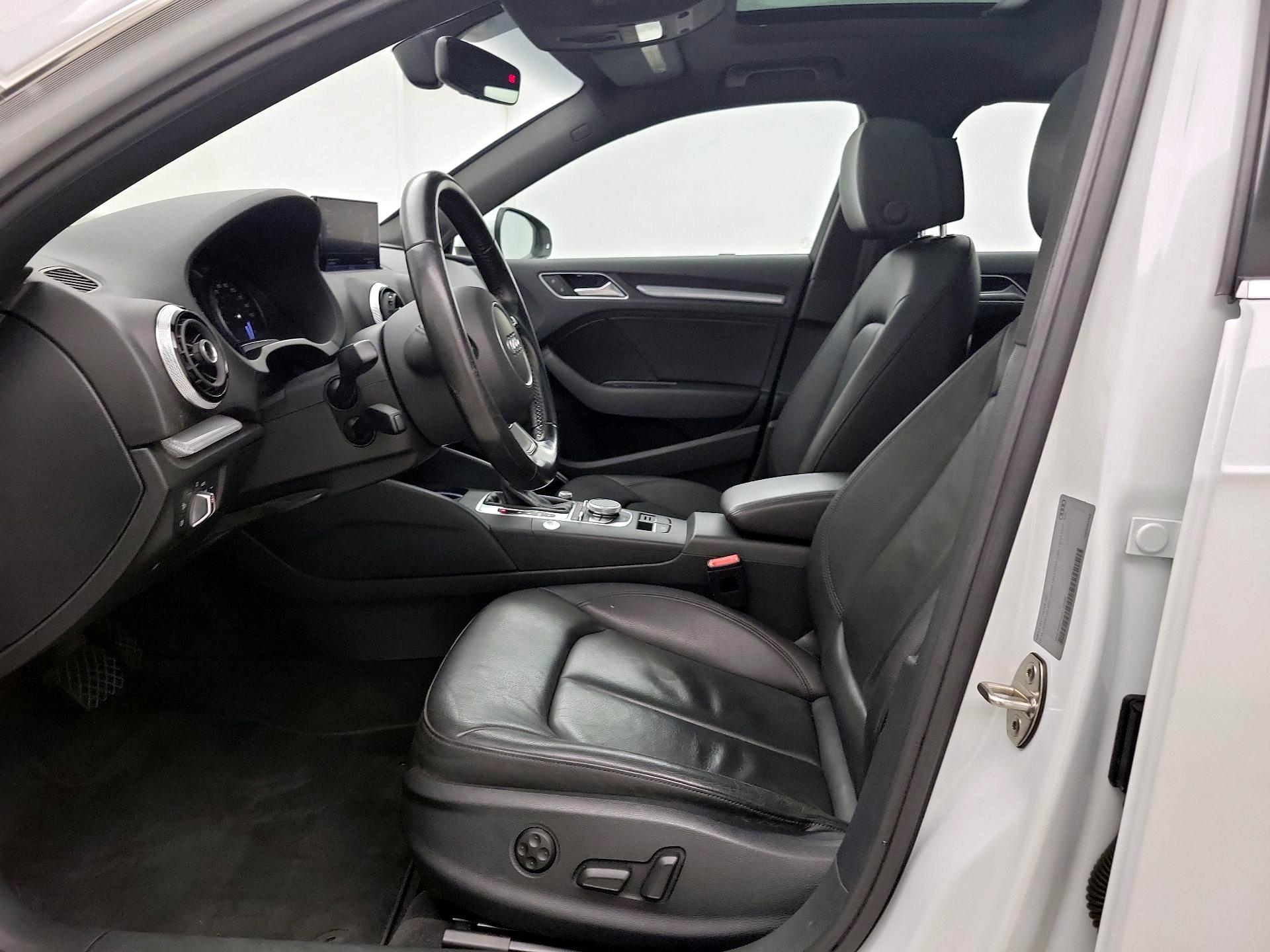 Thumbnail: 2016 Audi A3 - 11