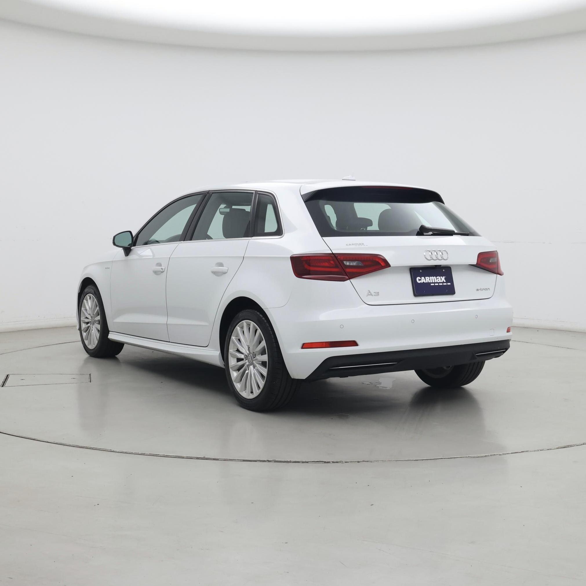 Thumbnail: 2016 Audi A3 - 2