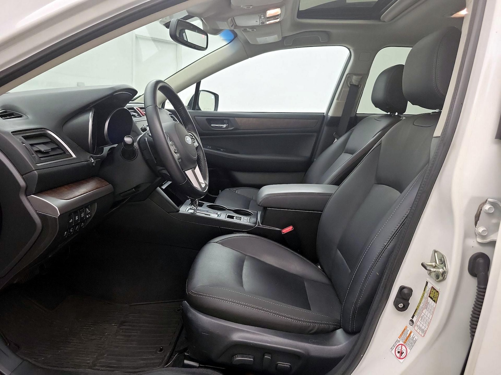 2016 Subaru Outback Limited - Photo 12