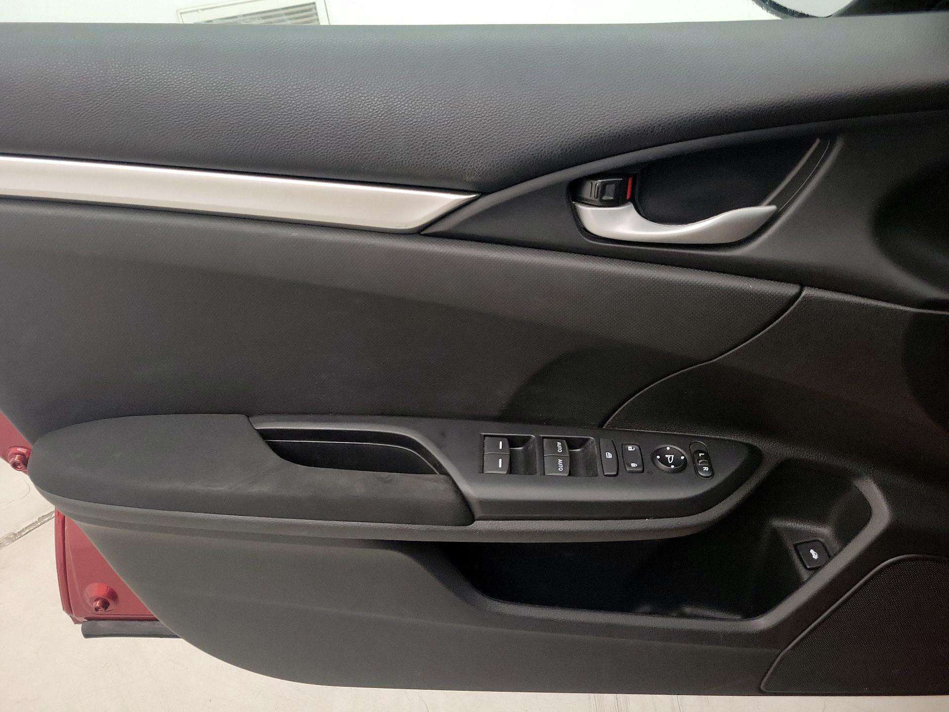 Thumbnail: 2019 Honda Civic - 12