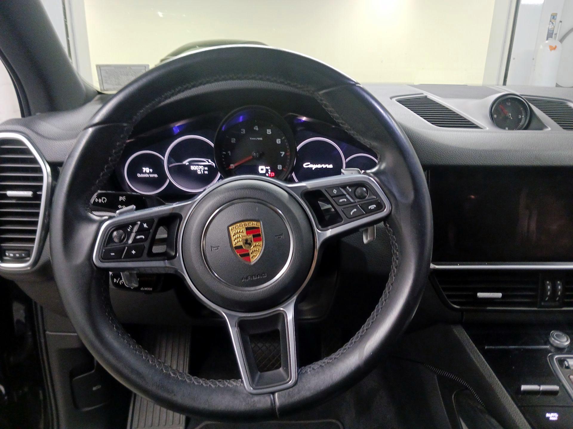 Thumbnail: 2021 Porsche Cayenne - 10