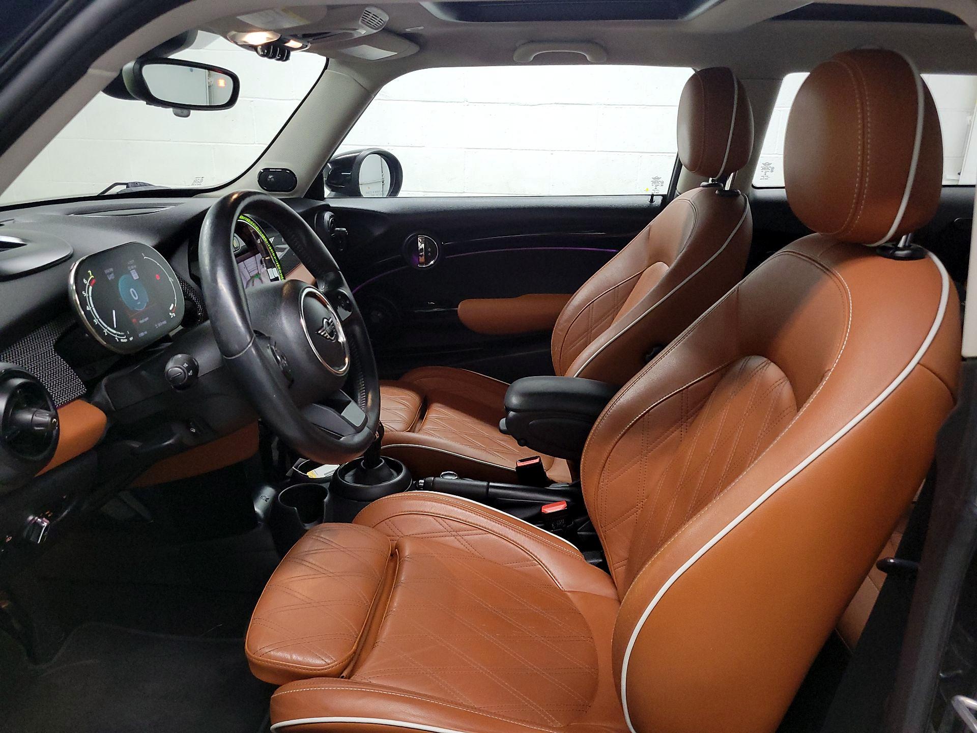 Thumbnail: 2022 MINI Cooper Hardtop - 11