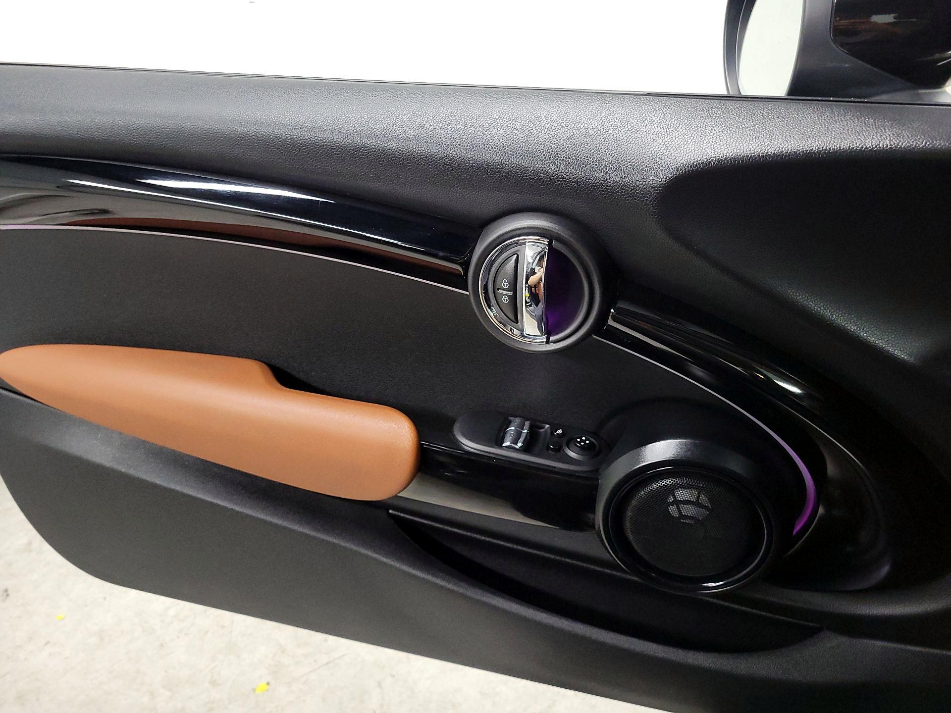 Thumbnail: 2022 MINI Cooper Hardtop - 12