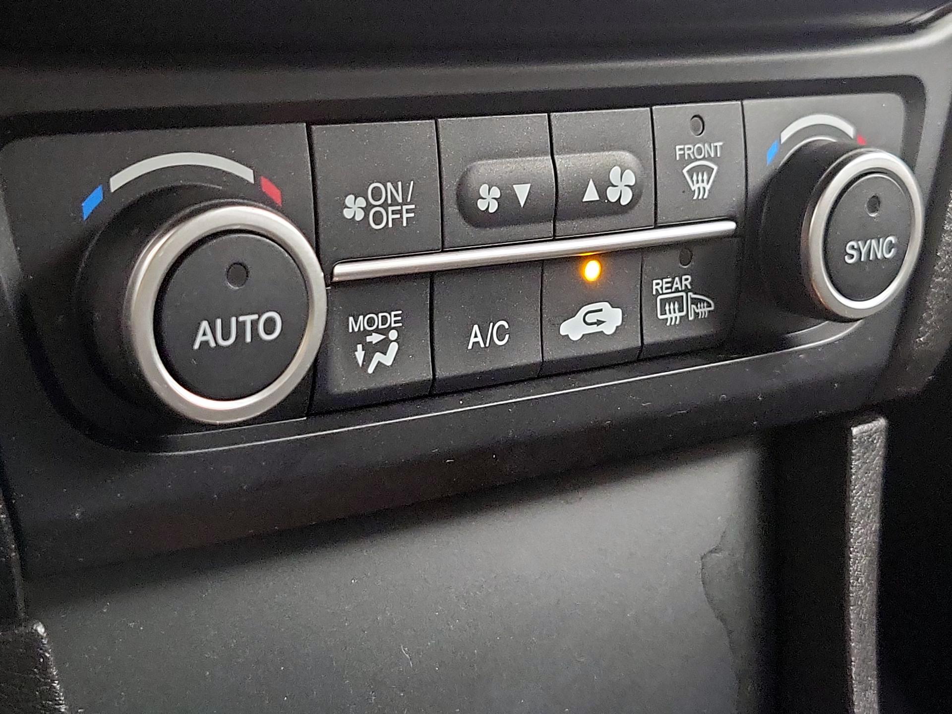 Thumbnail: 2016 Acura ILX - 16