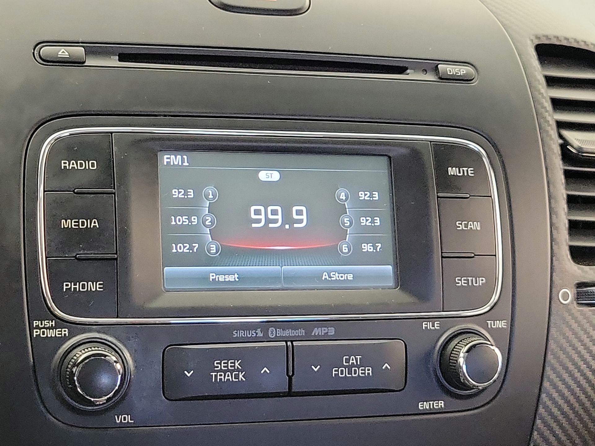 Thumbnail: 2016 Kia Forte - 15