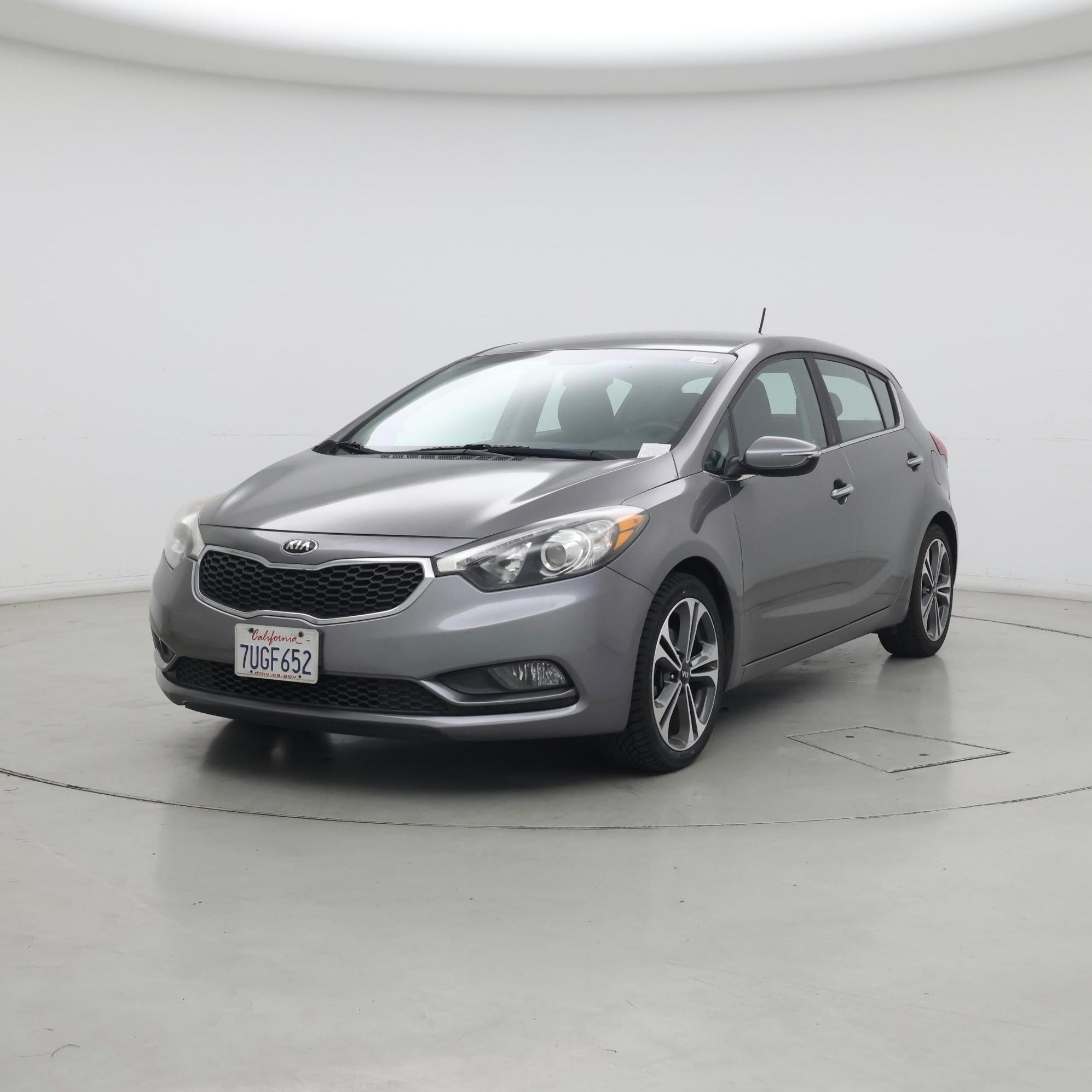 Thumbnail: 2016 Kia Forte - 4