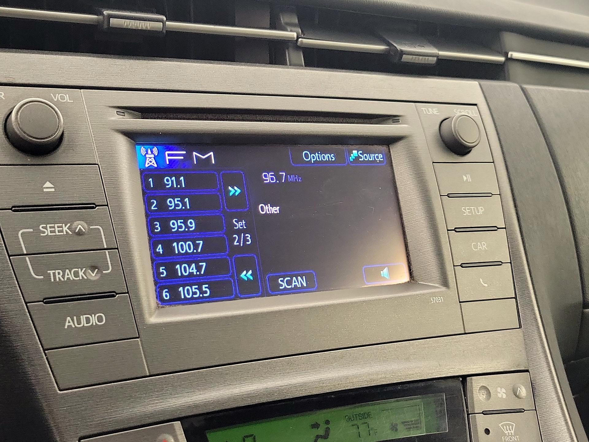 Thumbnail: 2015 Toyota Prius - 15