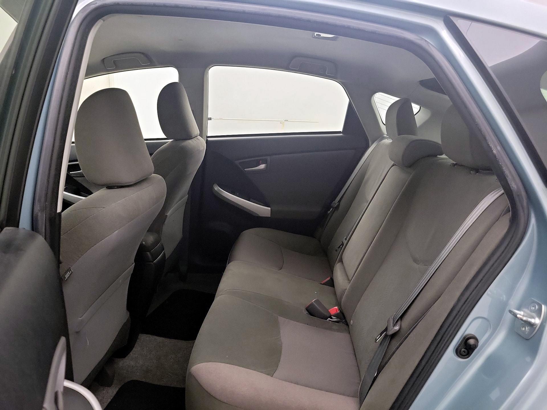 Thumbnail: 2015 Toyota Prius - 19