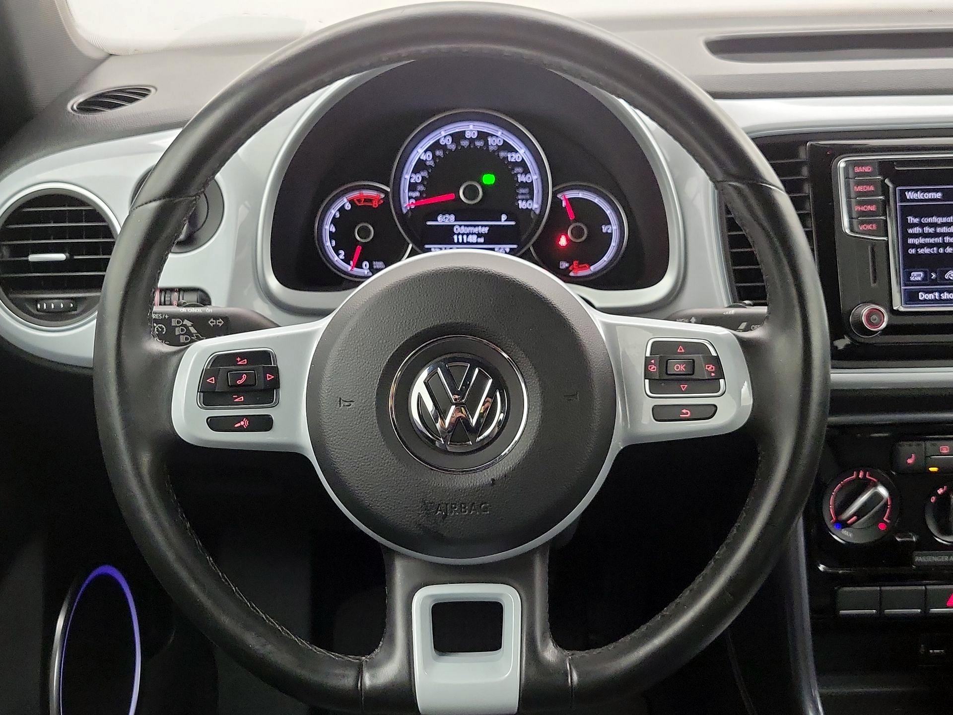 Thumbnail: 2017 Volkswagen Beetle - 10