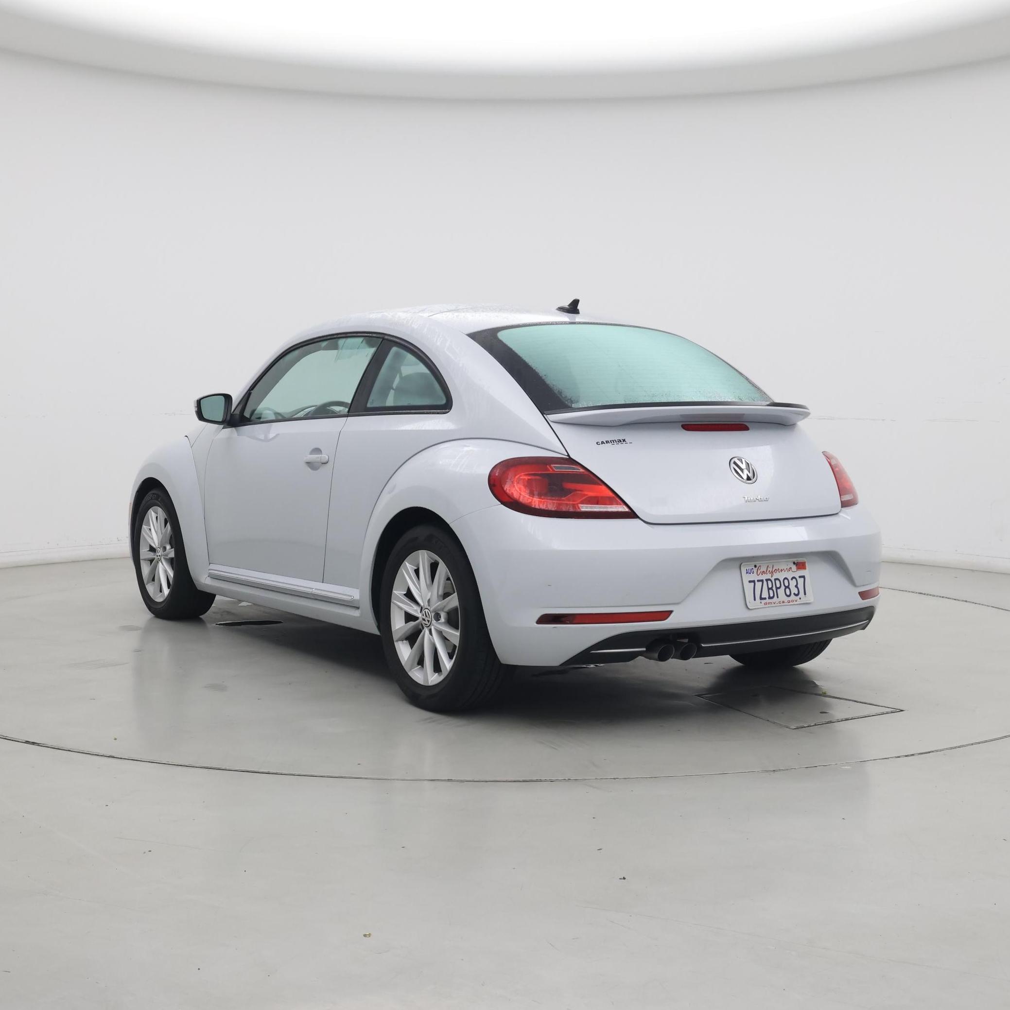 Thumbnail: 2017 Volkswagen Beetle - 2