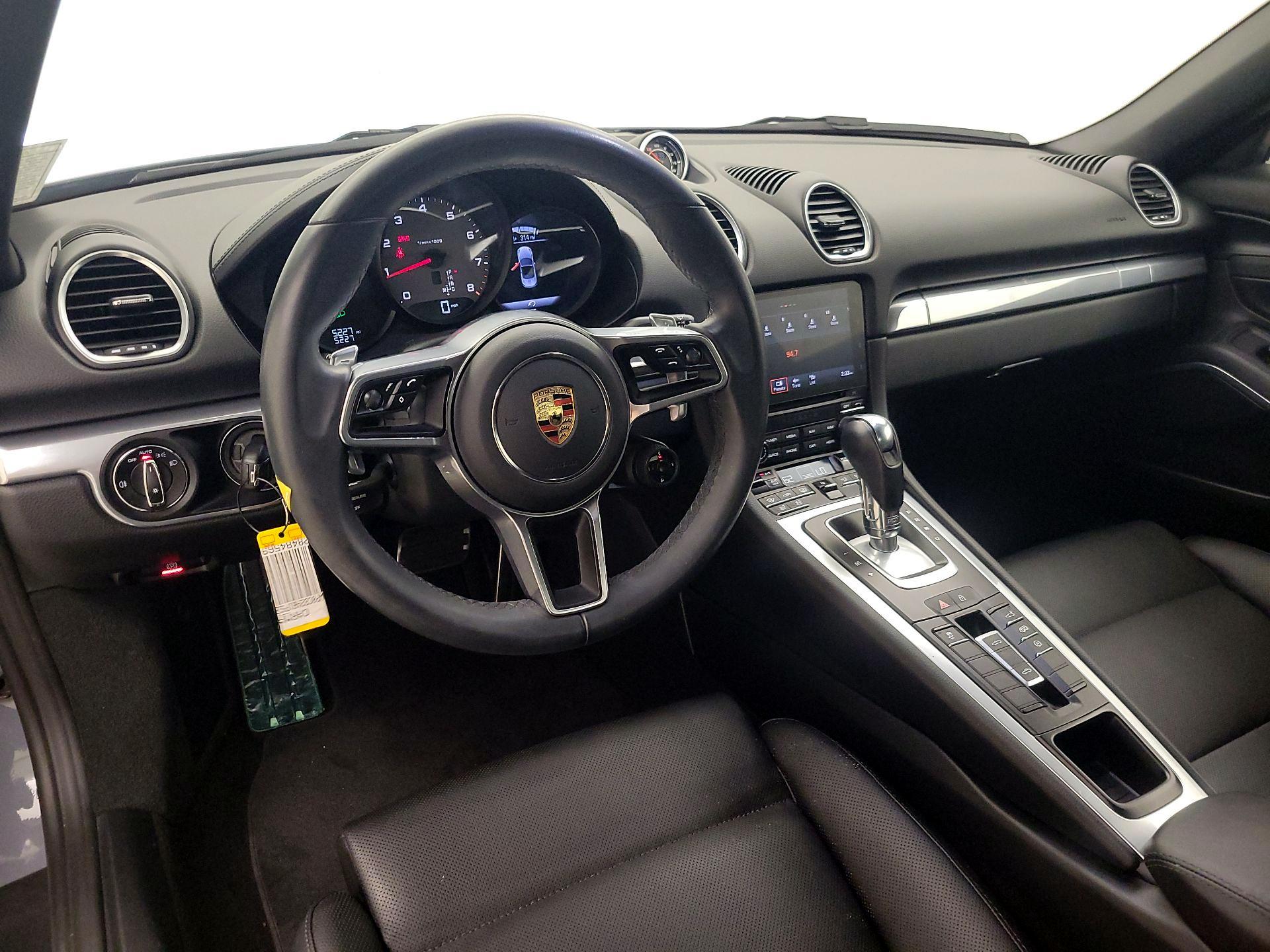 Thumbnail: 2023 Porsche 718 Boxster - 9