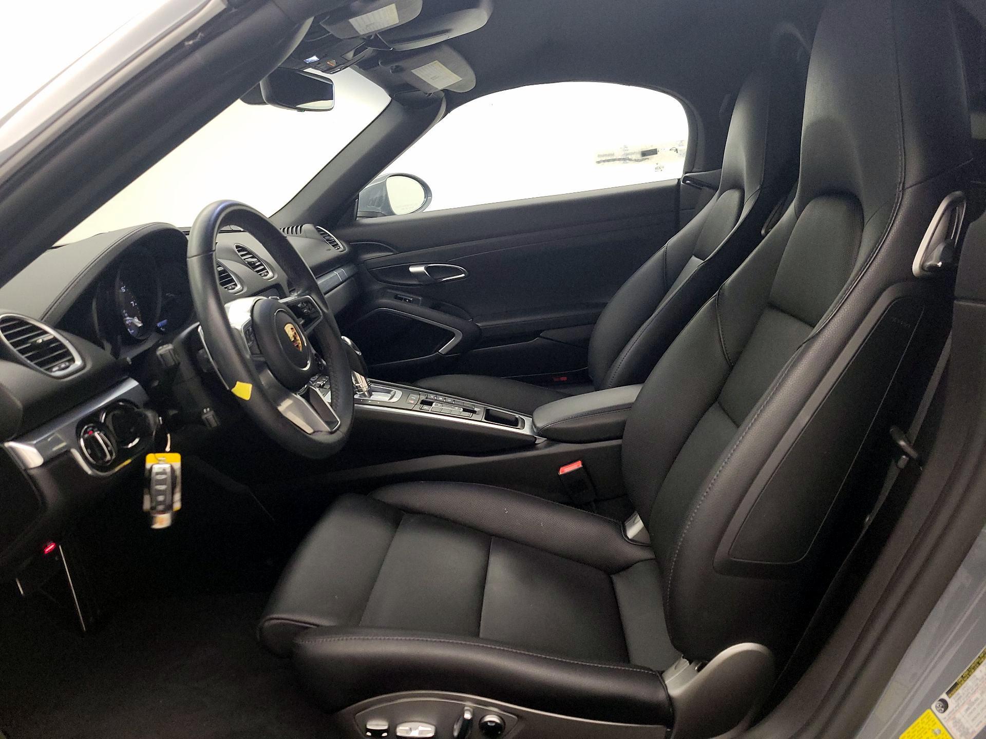 Thumbnail: 2023 Porsche 718 Boxster - 11