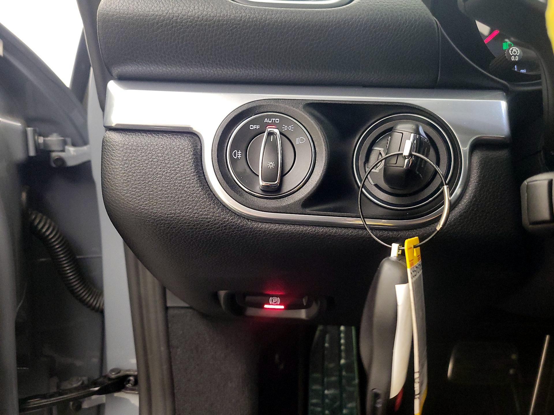 Thumbnail: 2023 Porsche 718 Boxster - 13