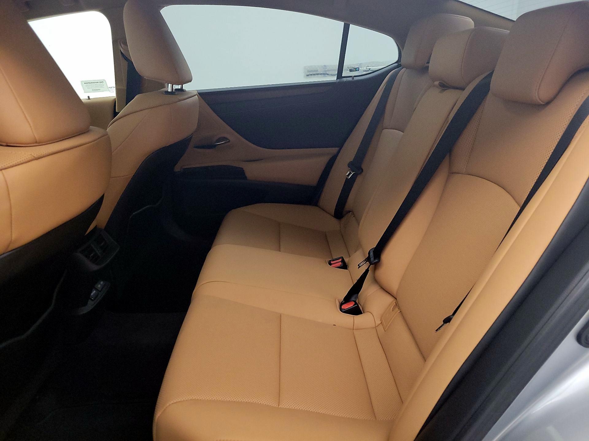 Thumbnail: 2023 Lexus ES - 18