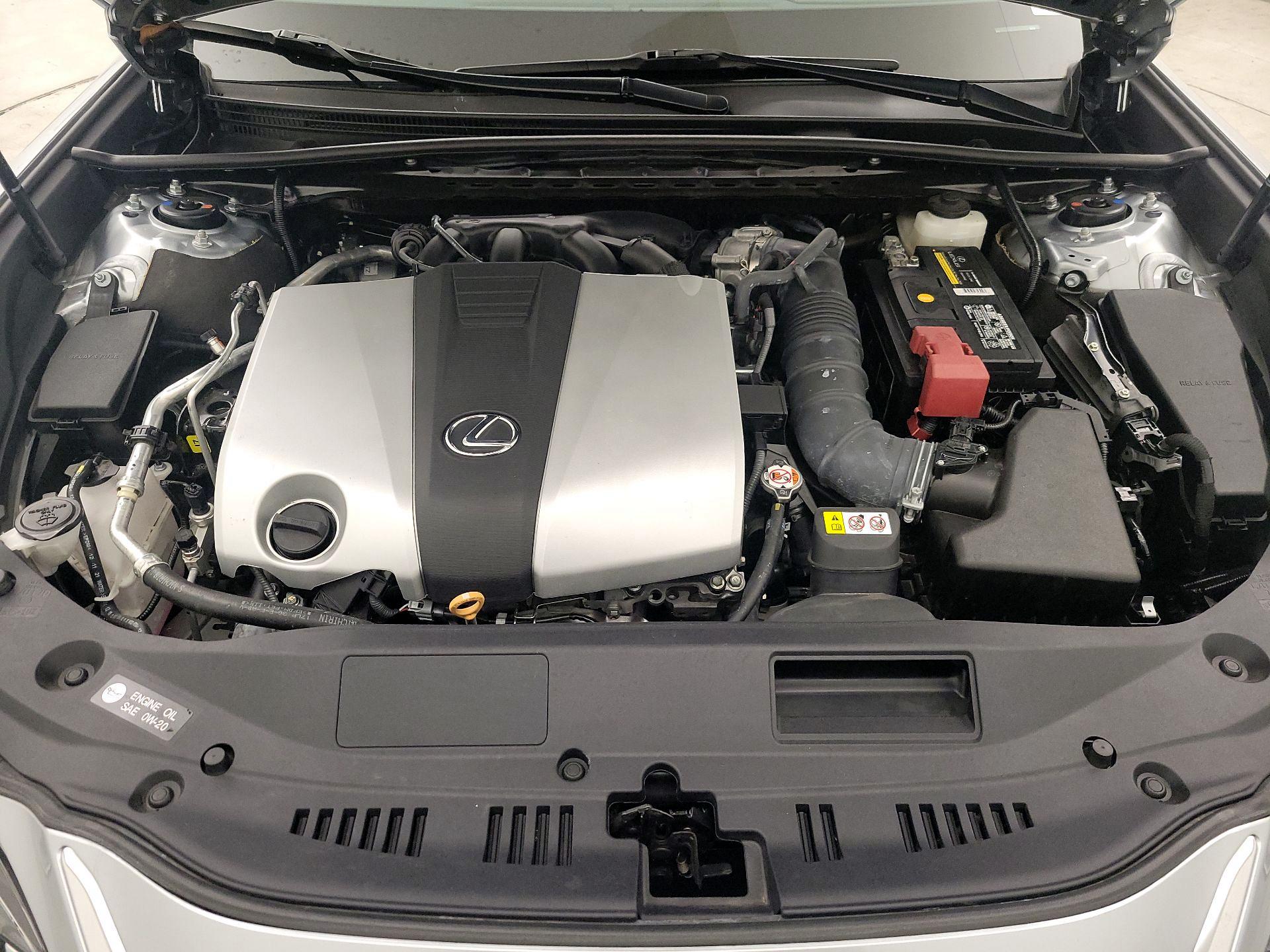 Thumbnail: 2023 Lexus ES - 20