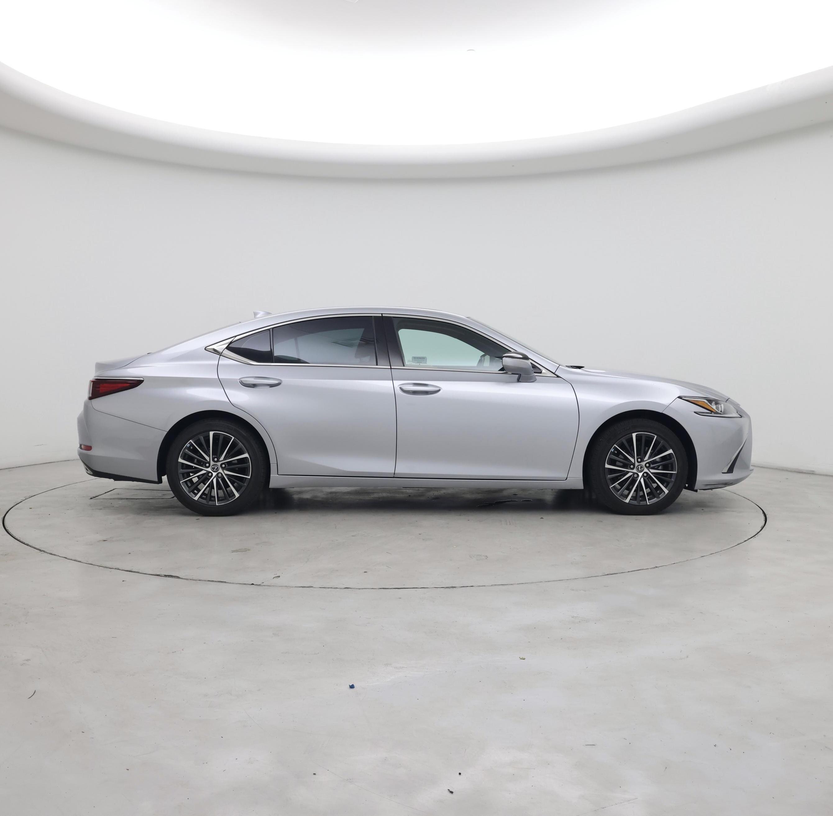 Thumbnail: 2023 Lexus ES - 7