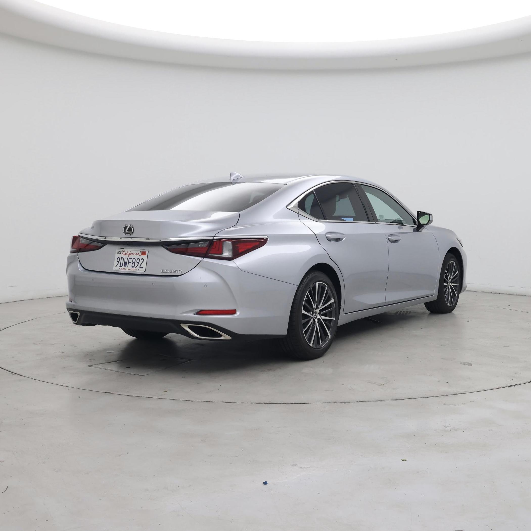 Thumbnail: 2023 Lexus ES - 8